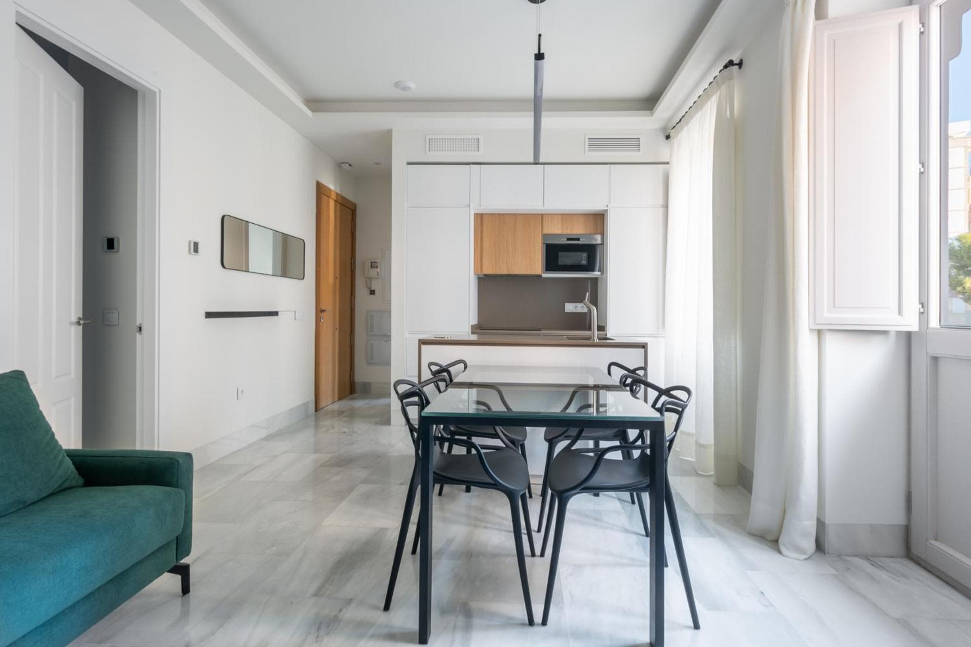 Pinar Vip Class Malaga C/Alcazabilla — 30