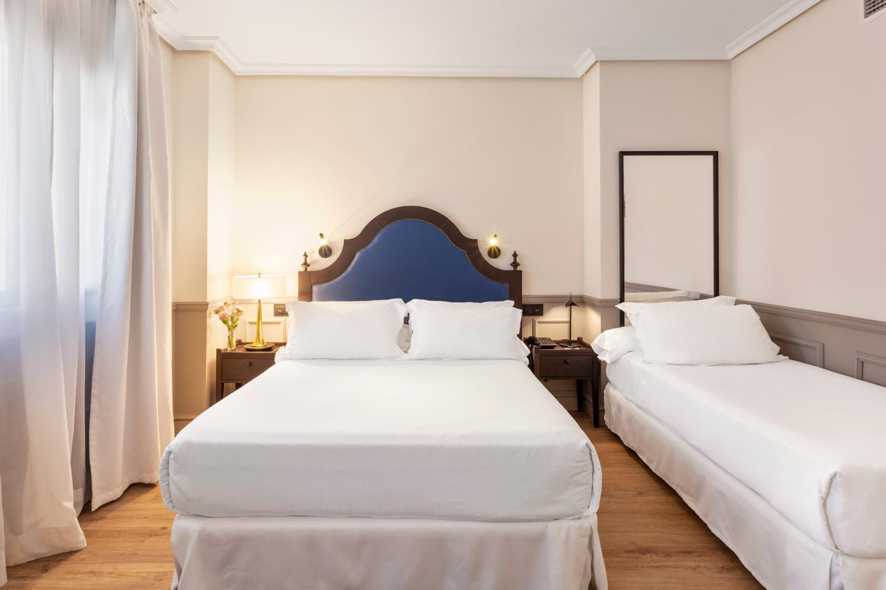 H10 Corregidor Boutique Hotel — 29
