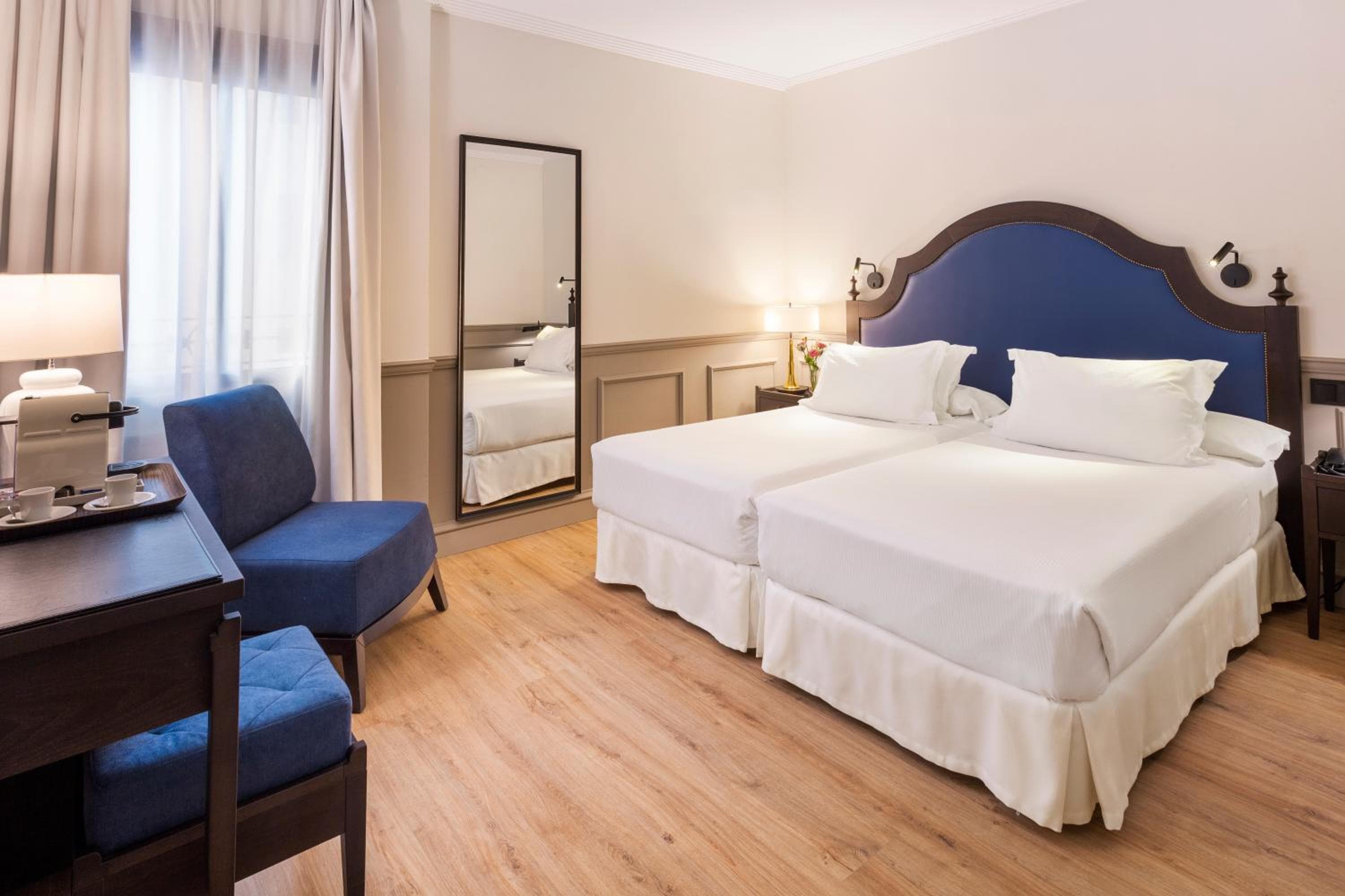 H10 Corregidor Boutique Hotel — 8