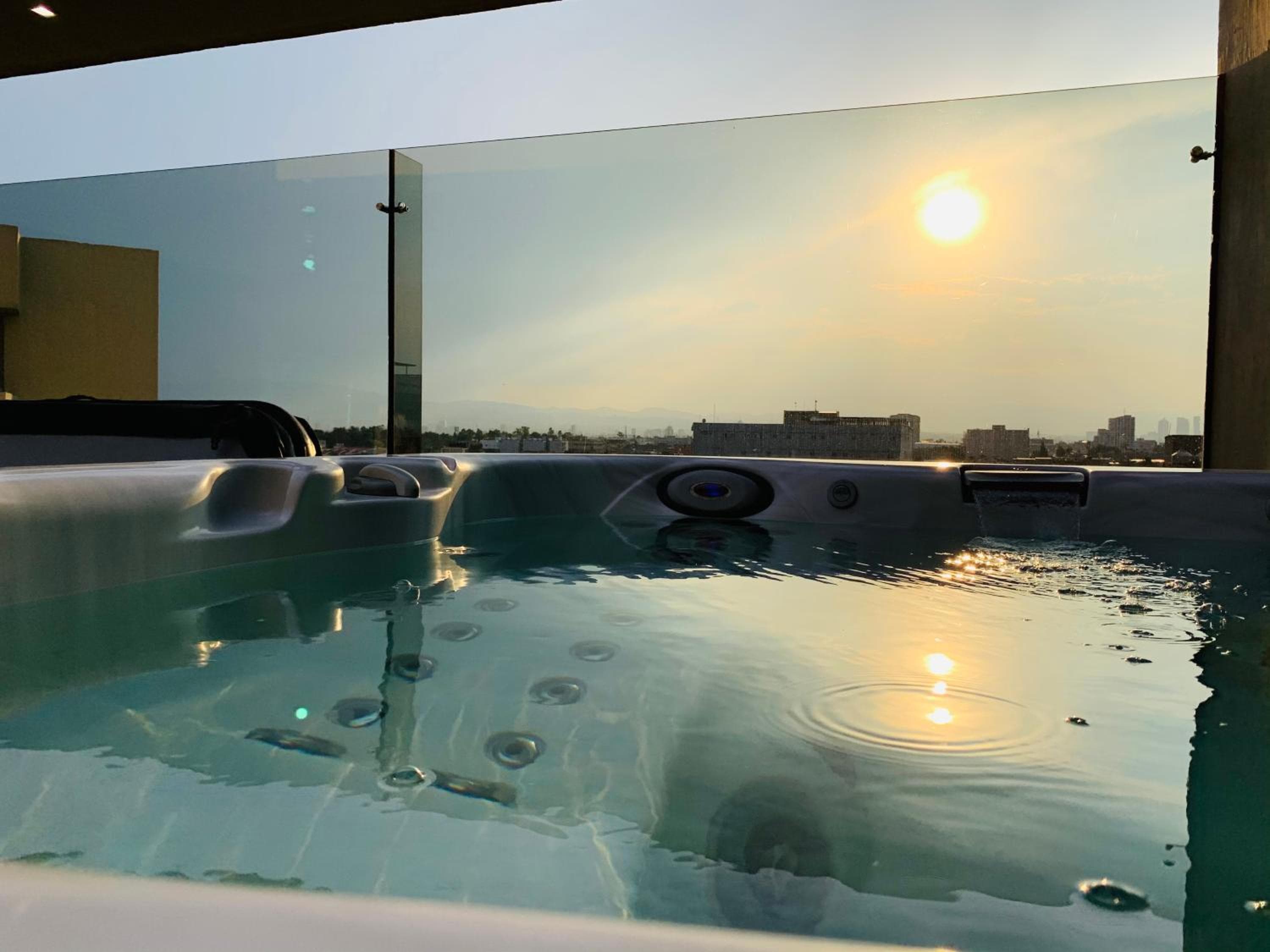 Holiday Inn Express Mexico Aeropuerto, un hotel IHG — 2