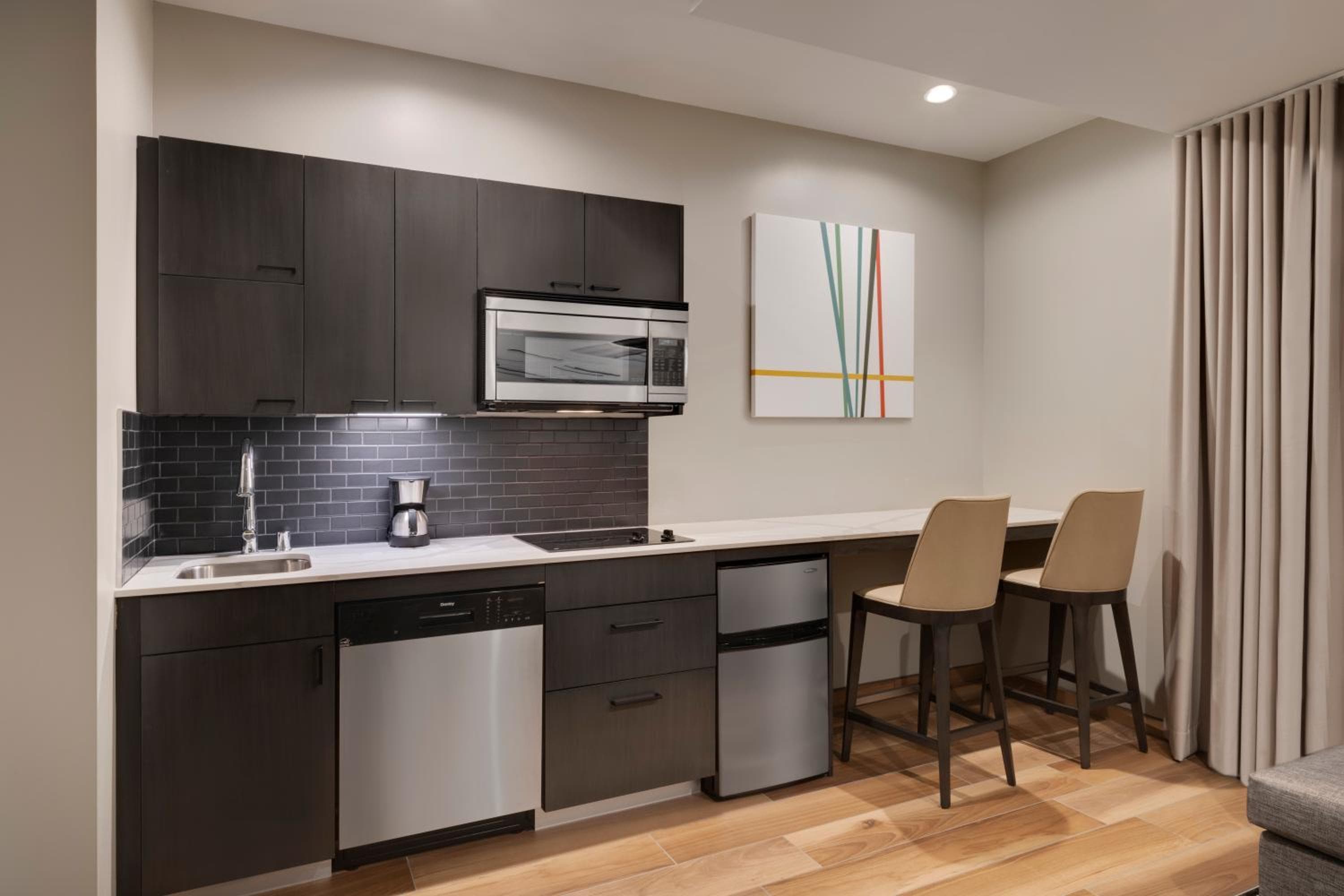 Hyatt House LAX Century Blvd — 28