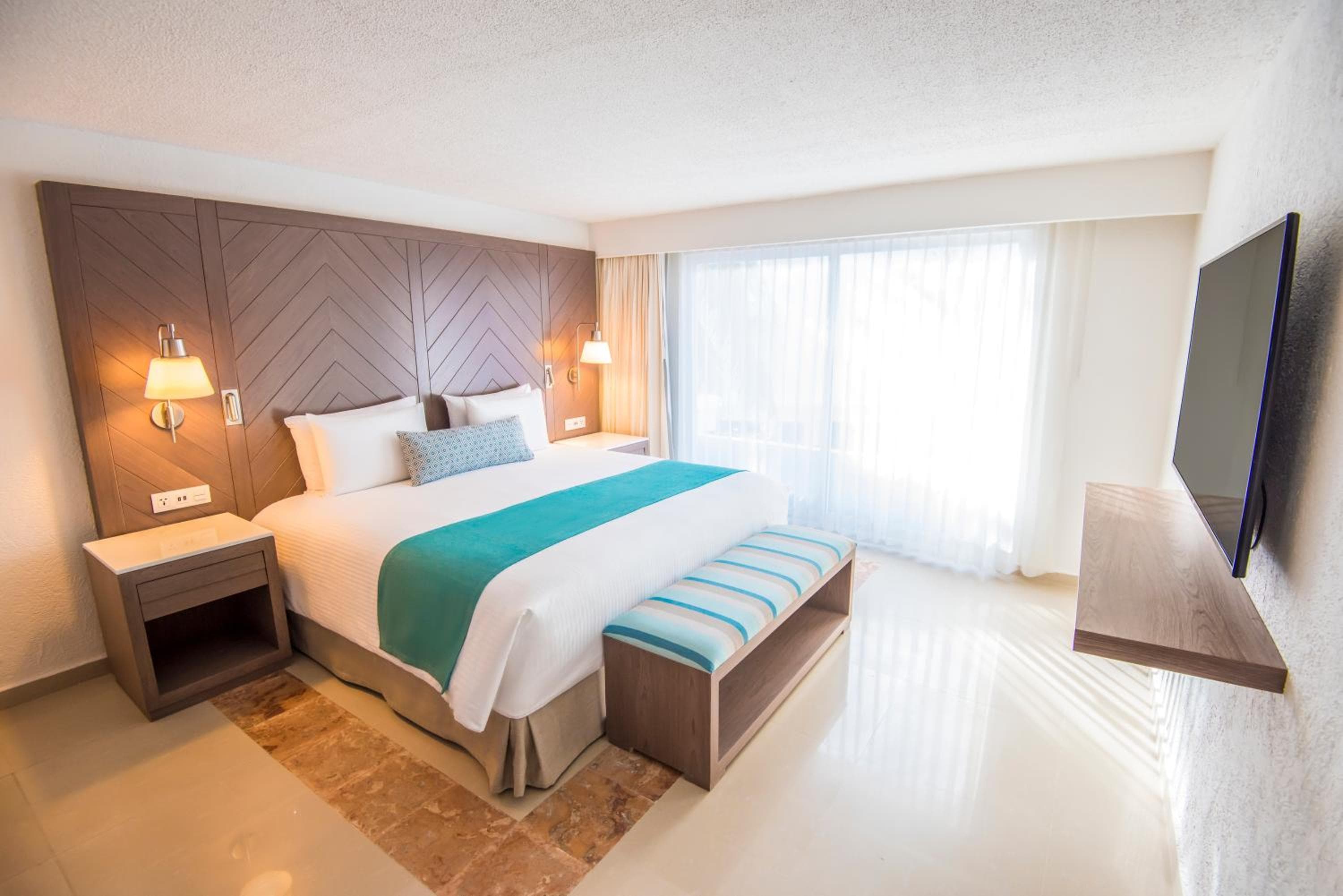 Sunscape Cancun All-Inclusive Resort & Spa by Hyatt — 14