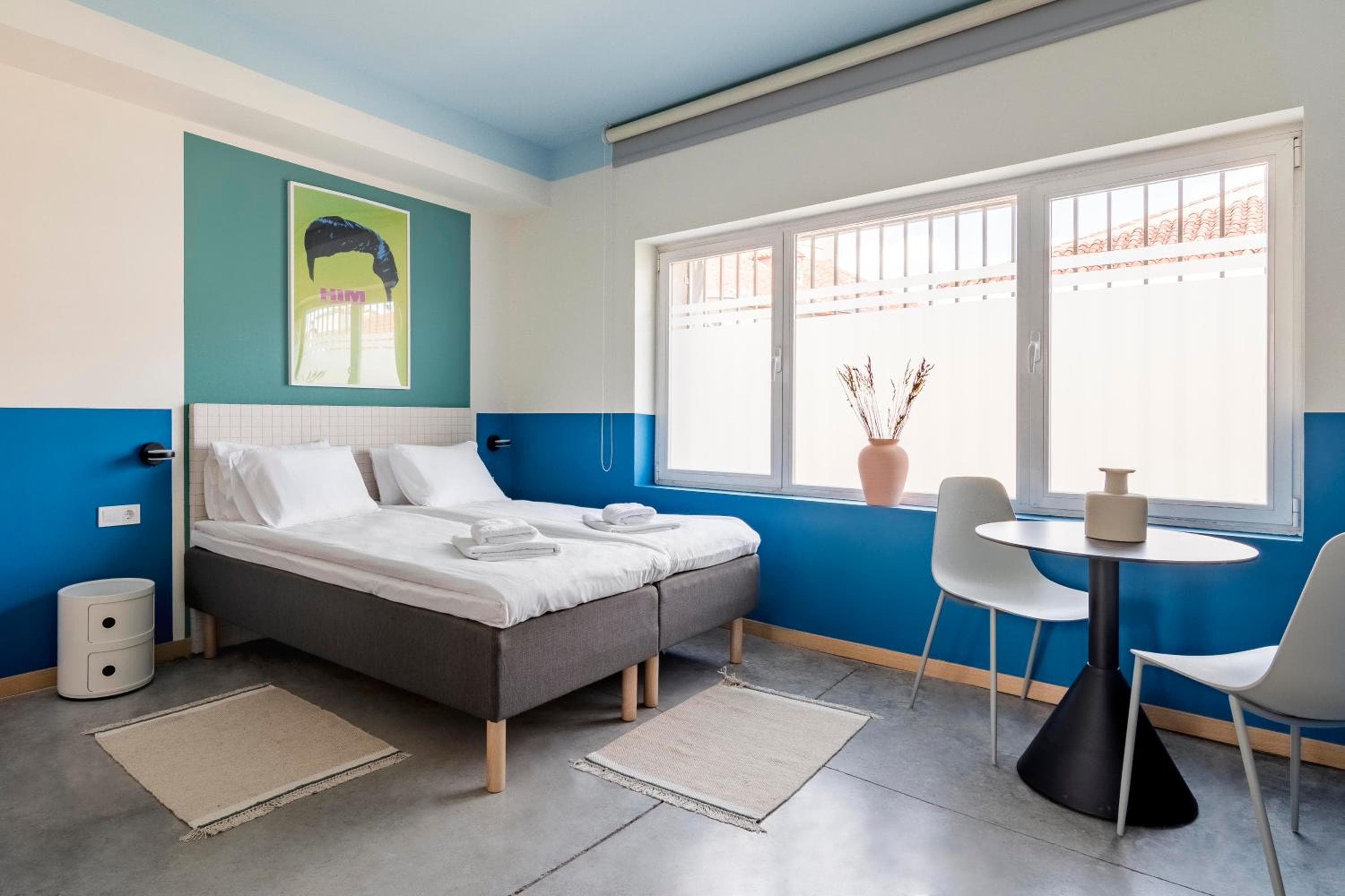 Bob W Madrid Chueca — 24