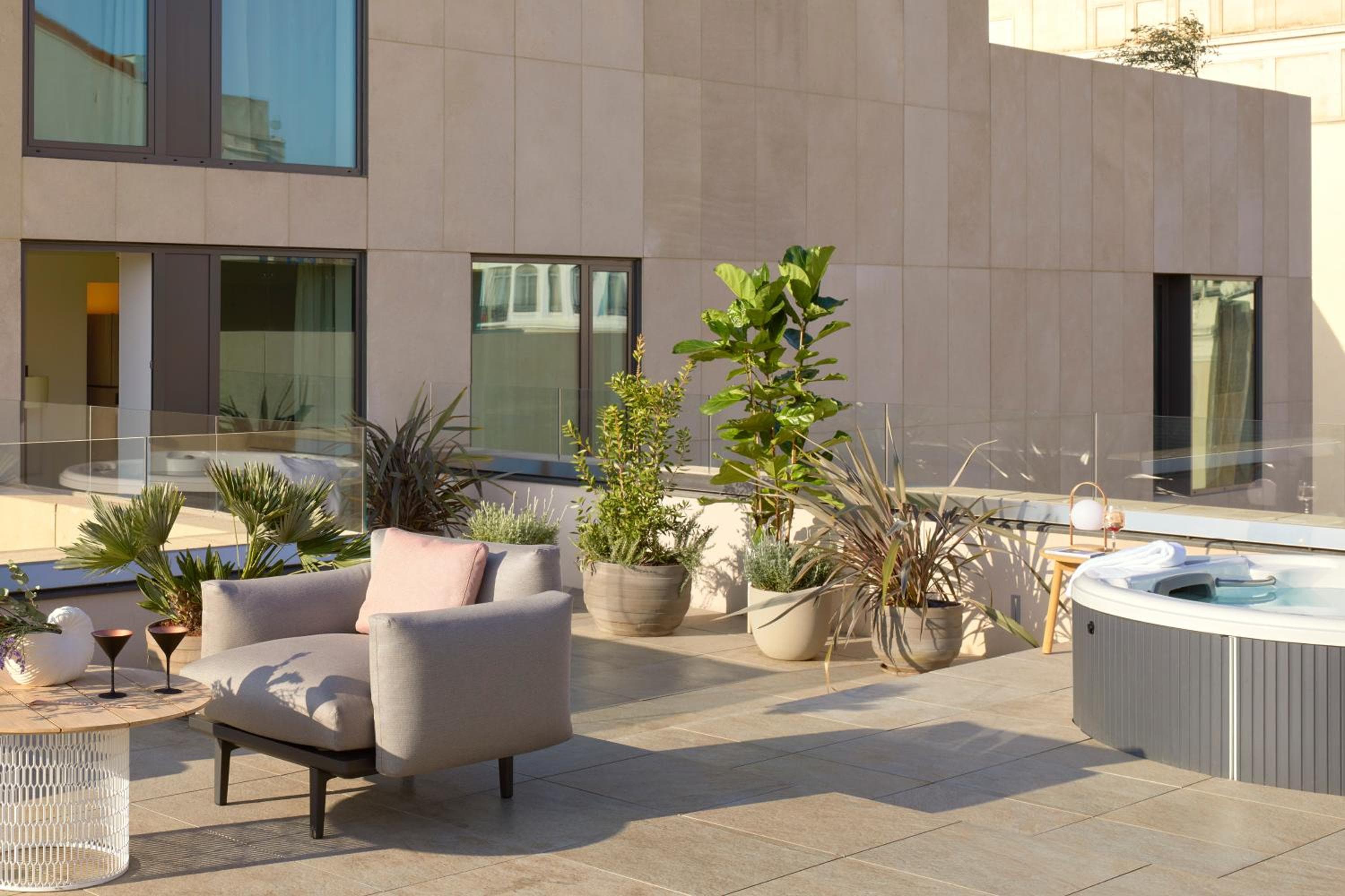 ME by Meliá Barcelona — 24