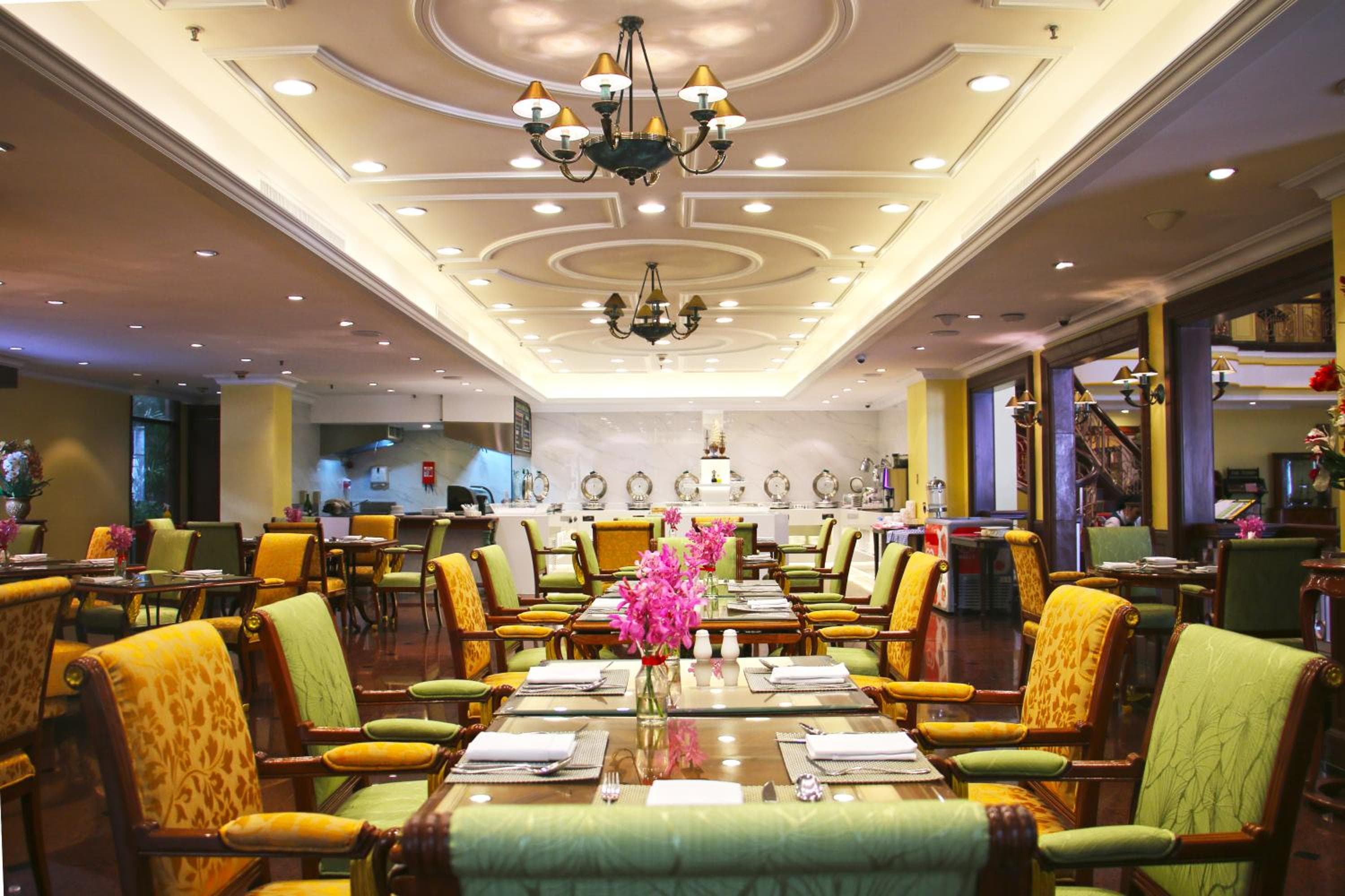 Evergreen Laurel Hotel Bangkok — 9