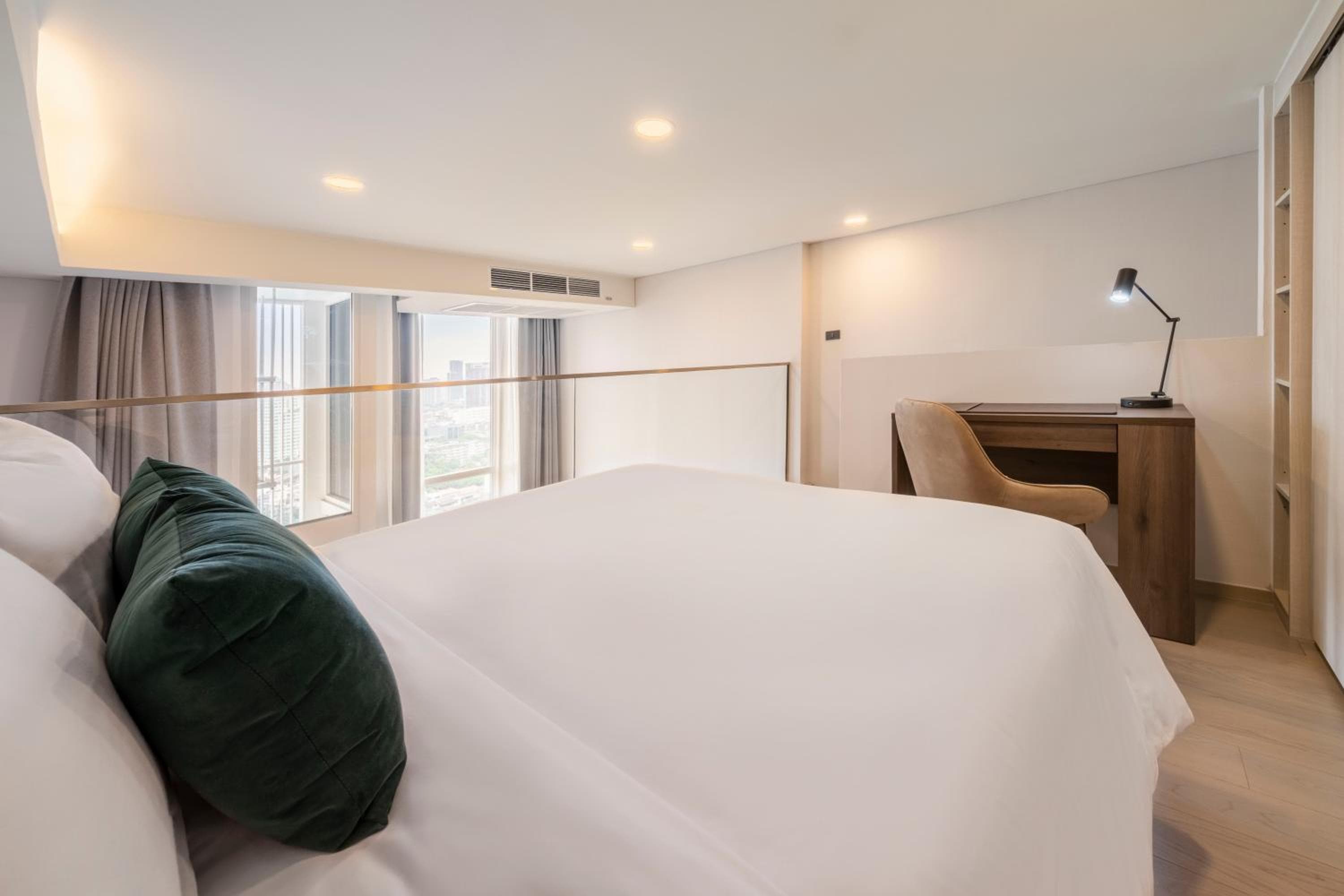 Wyndham Garden Bangkok Sukhumvit 42 — 25