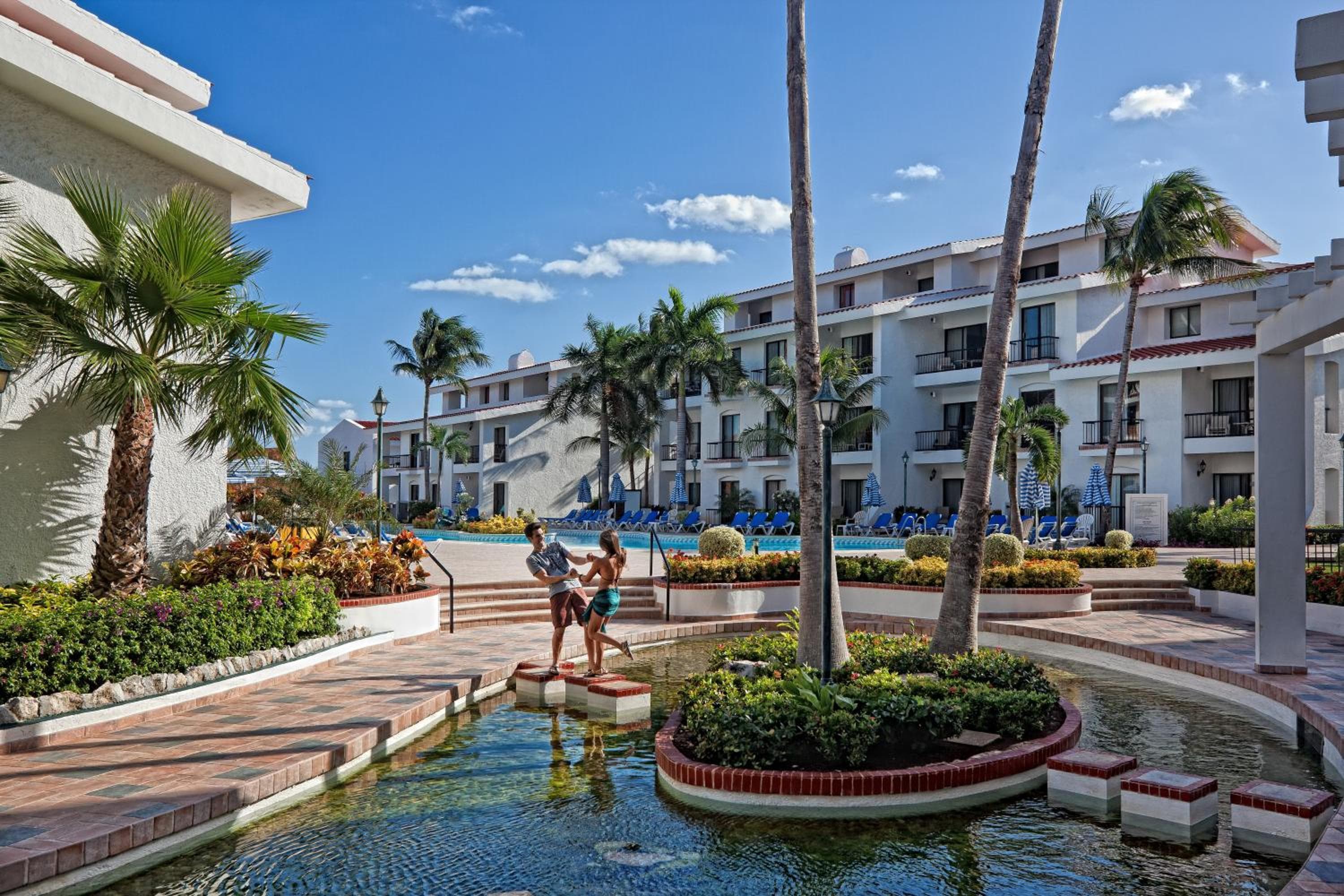 Holiday Inn Club Vacations The Royal Cancun All Inclusive — 5