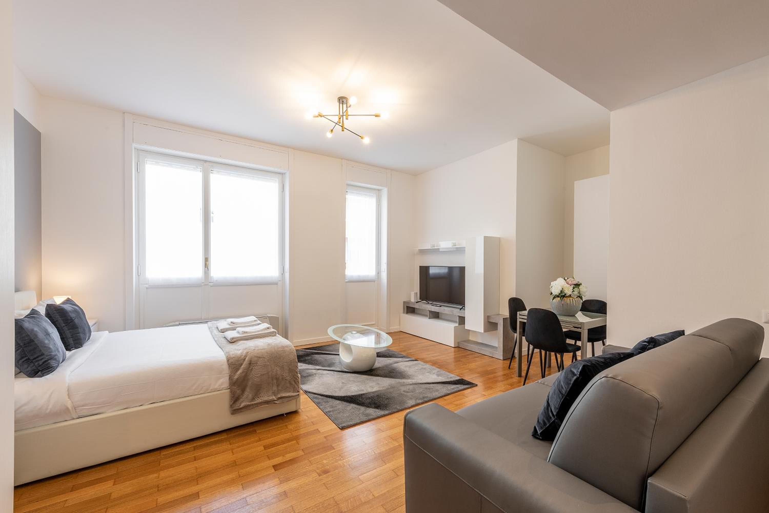 Milan Royal Suites - Centro Cadorna — 12