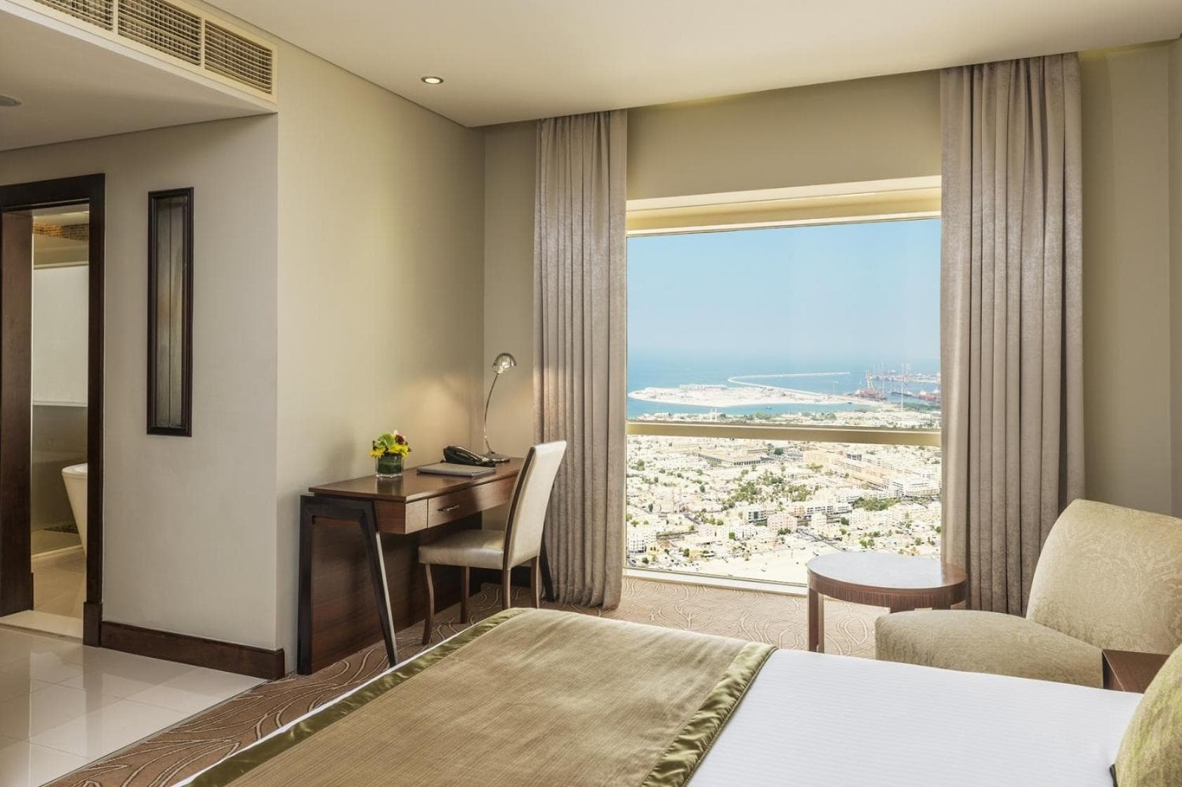 The Tower Plaza Hotel Dubai — 16