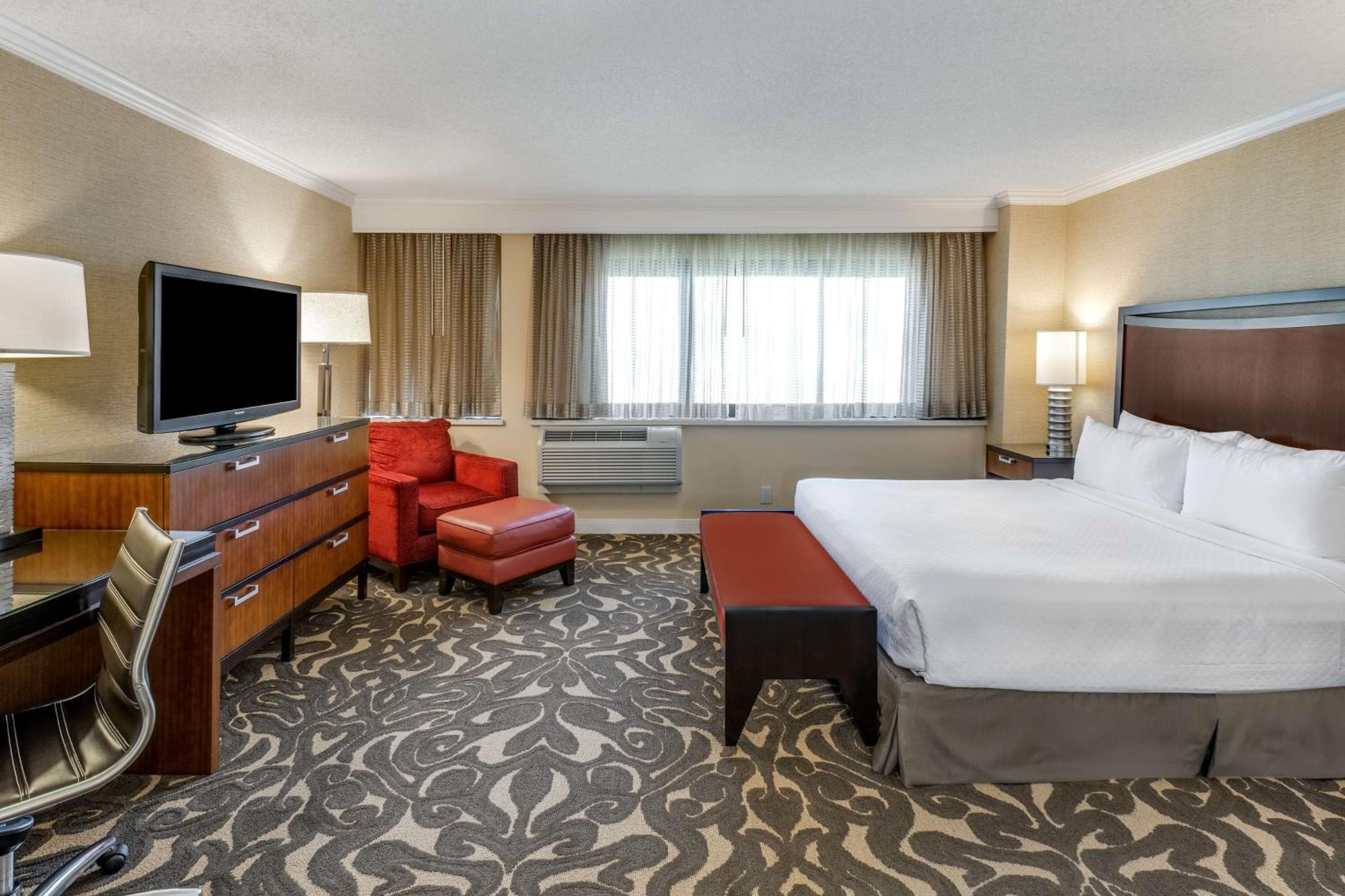 Sonesta Los Angeles Airport LAX — 11