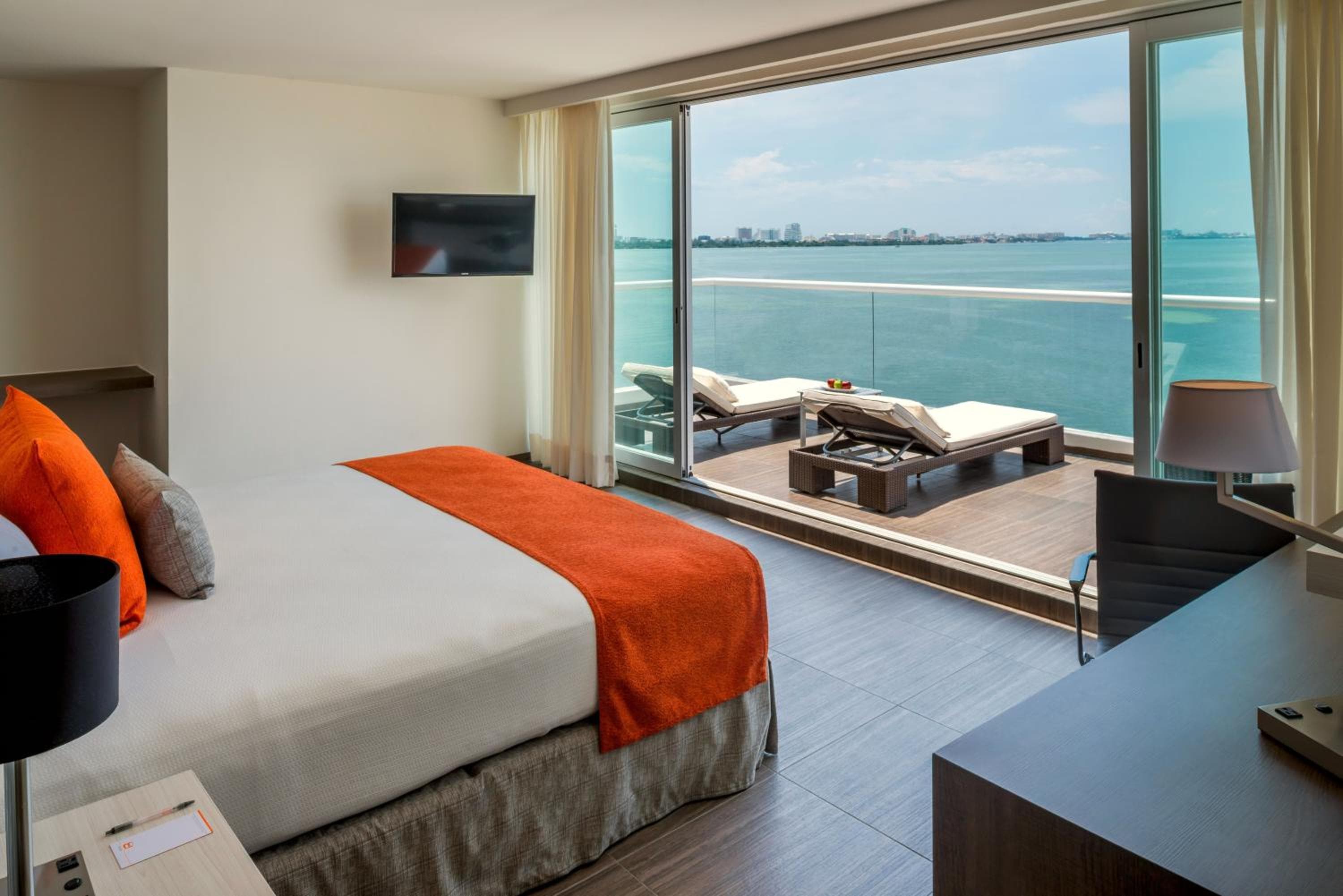 Real Inn Cancún — 7