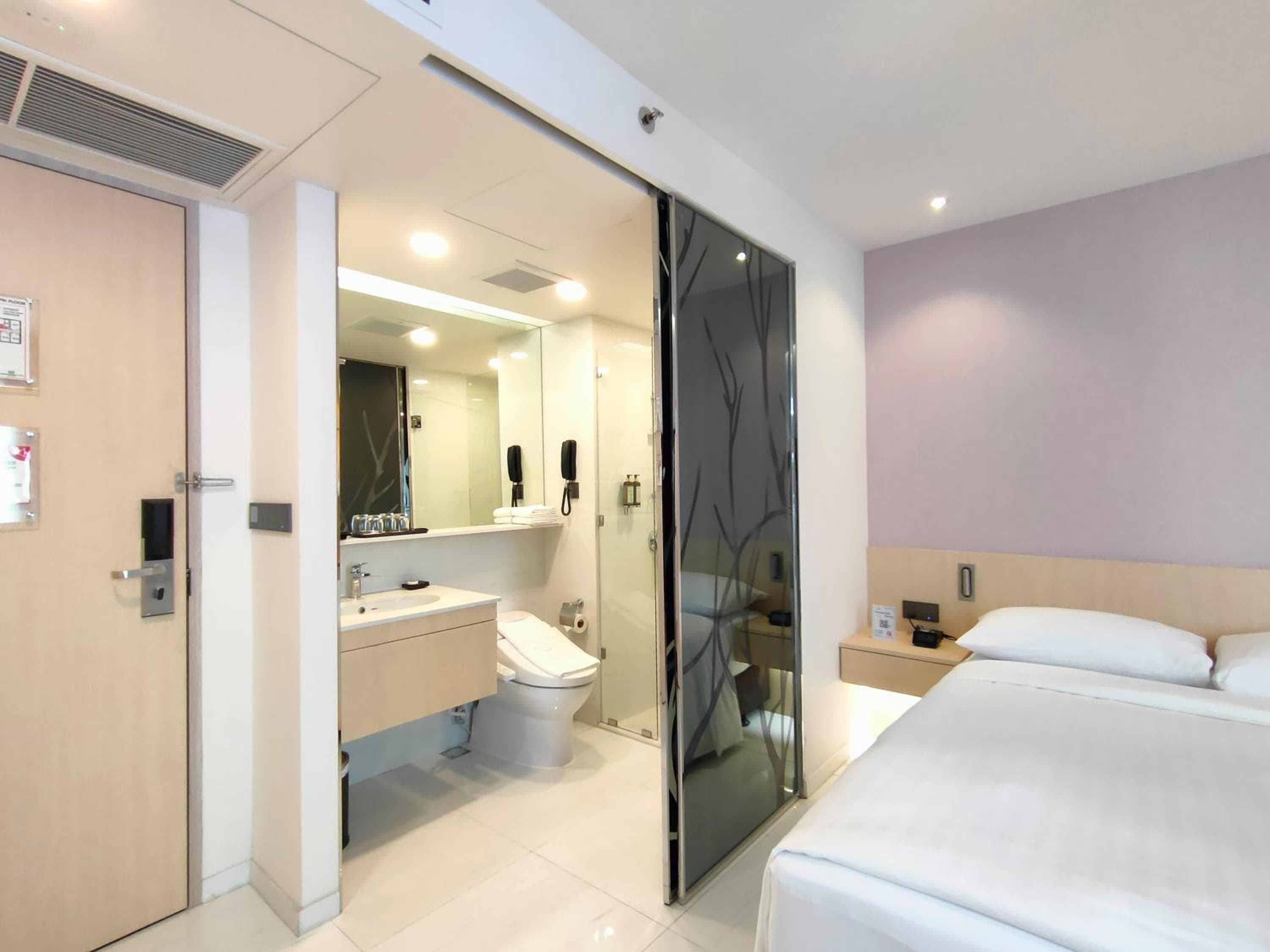 Evergreen Laurel Hotel Bangkok — 19