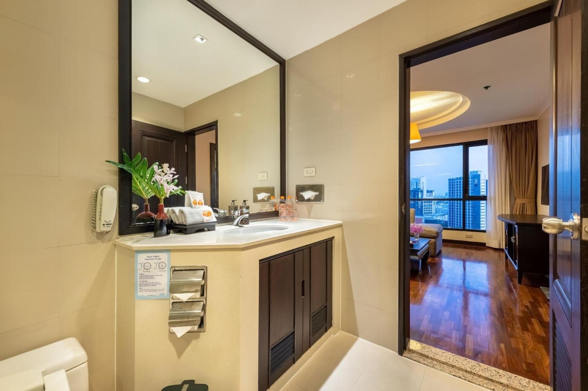 Bandara Suites Silom, Bangkok — 17