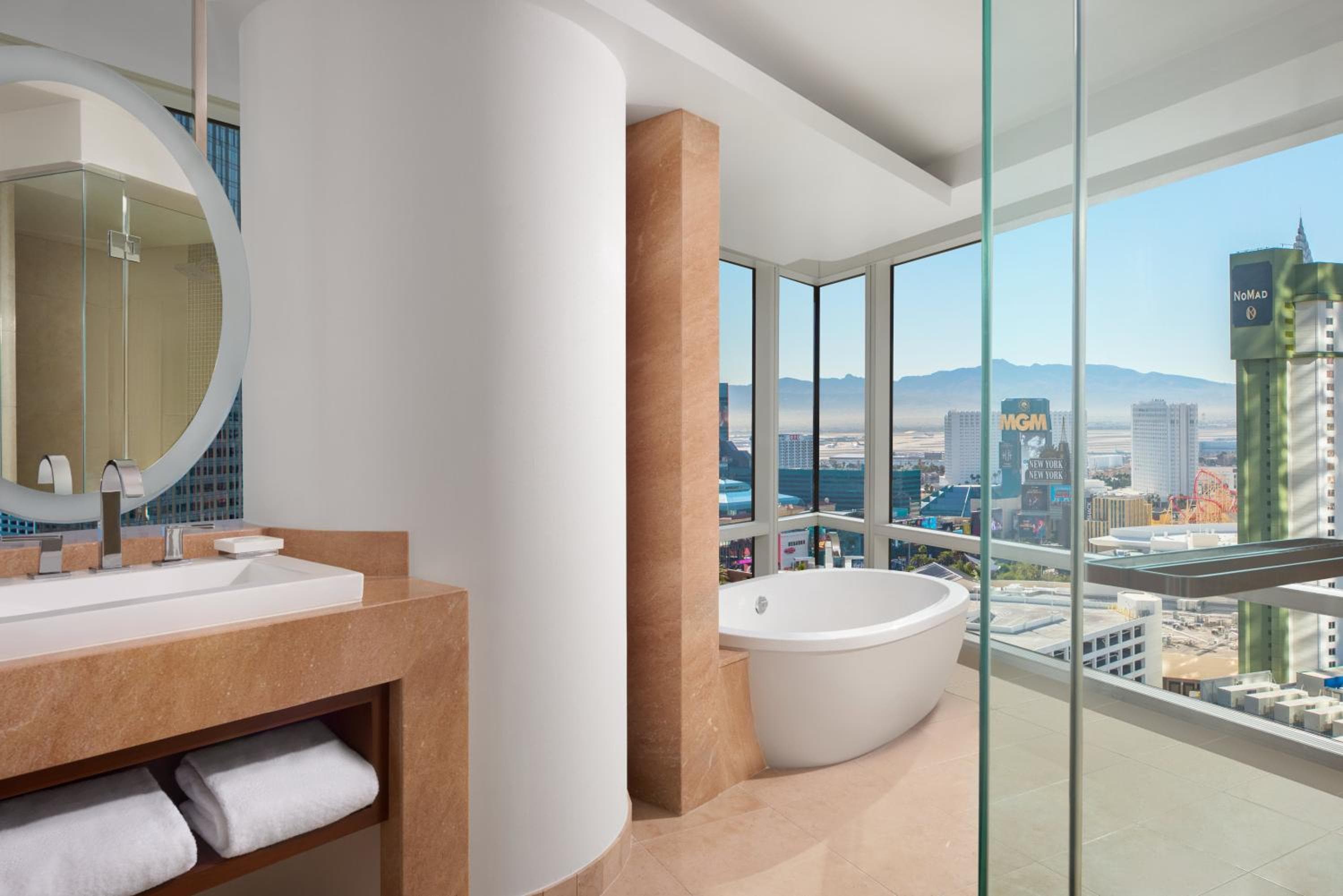 ARIA Resort & Casinò — 28