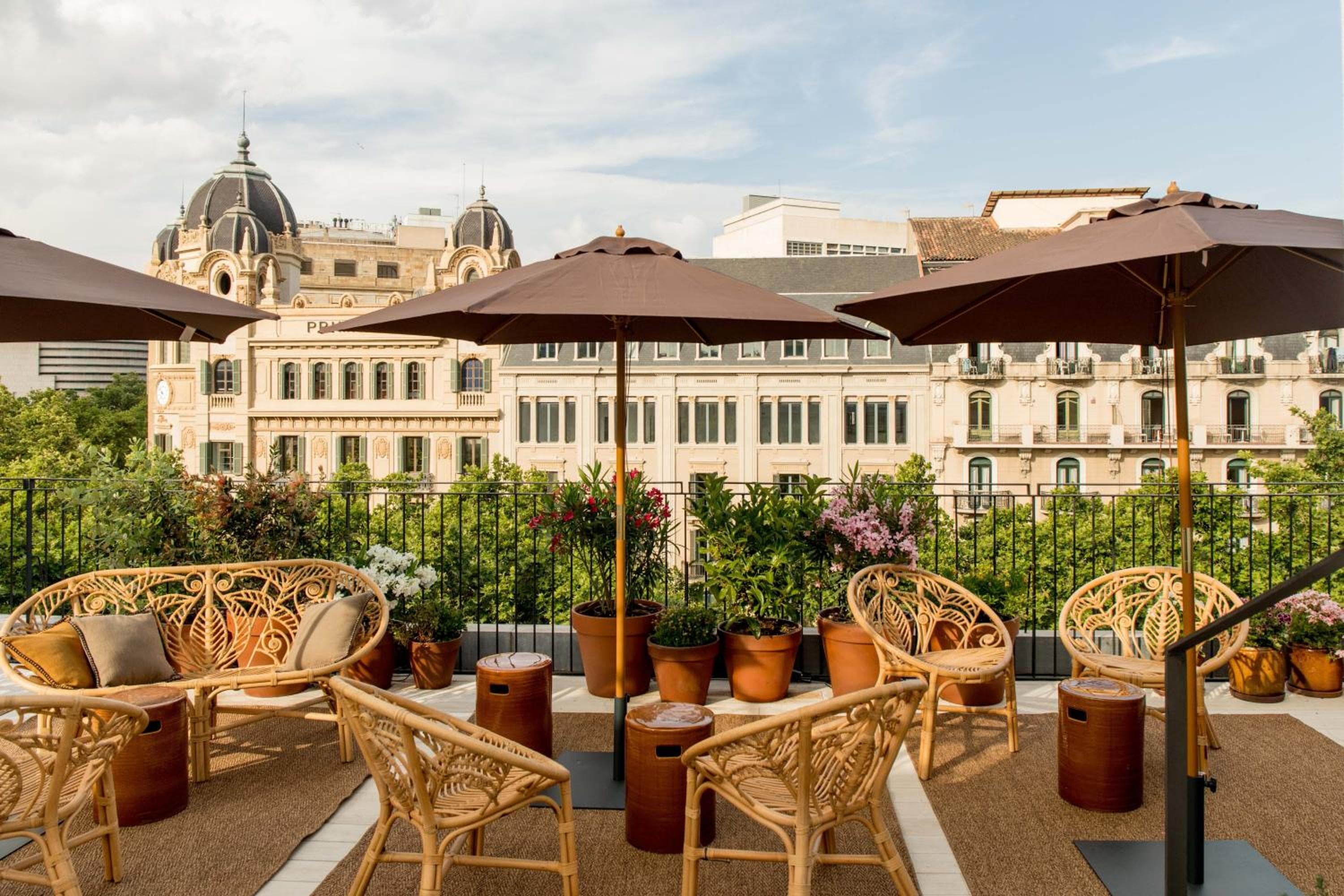 Yurbban Ramblas Boutique Hotel — 3