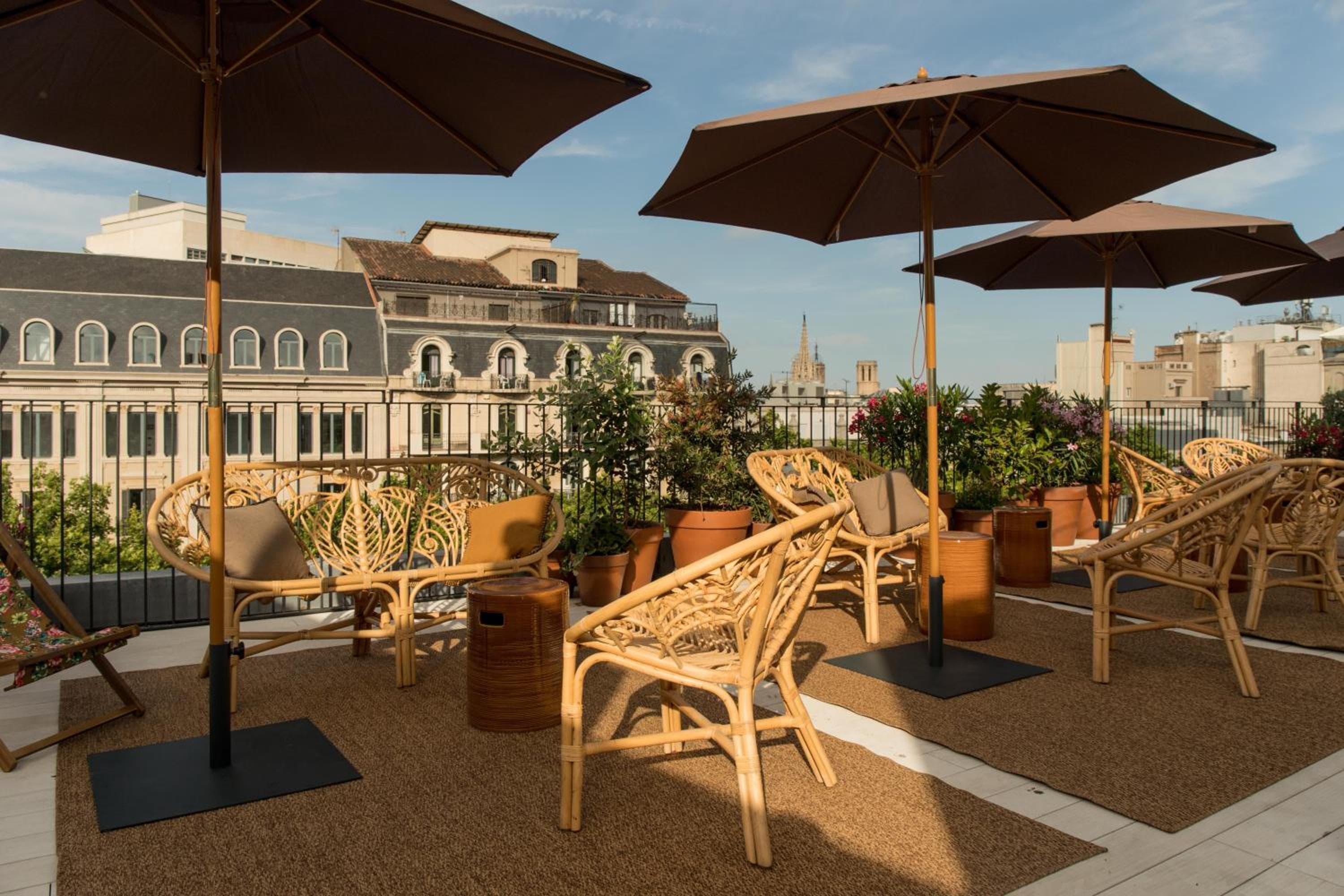 Yurbban Ramblas Boutique Hotel — 19