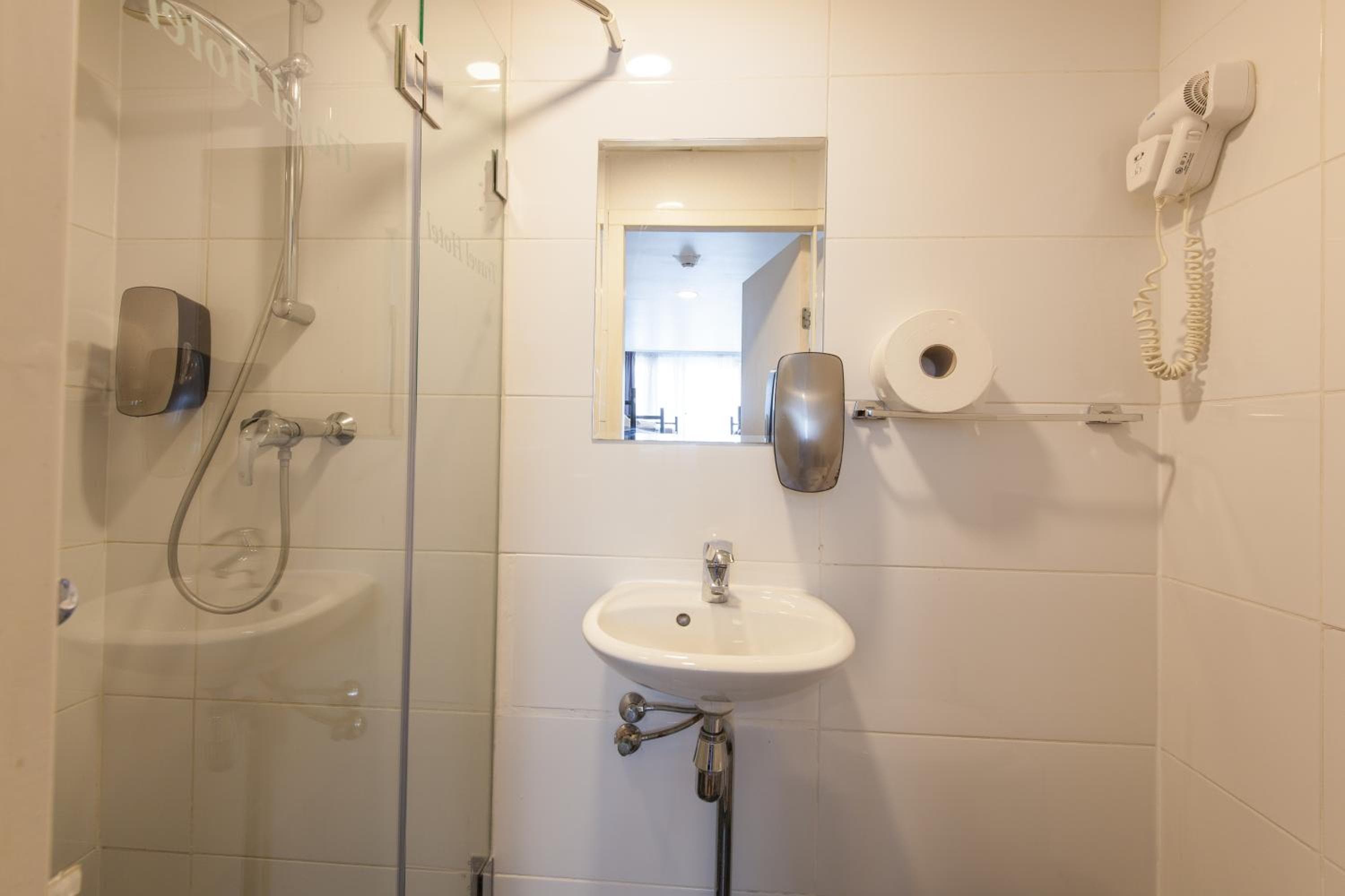 Travel Hotel Amsterdam — 14