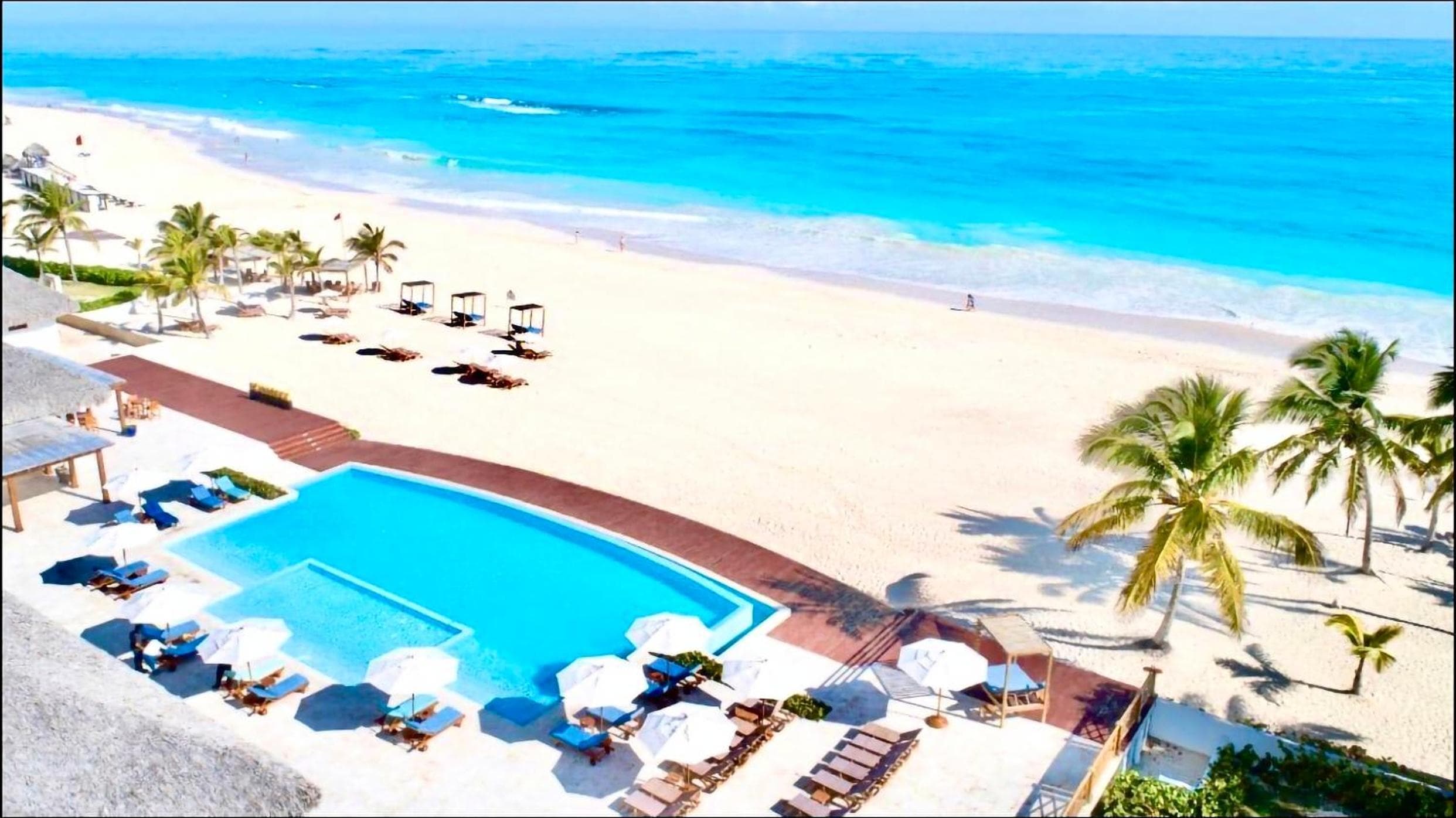 Appartamento di lusso con vista sulla piscina e sul golf — 30