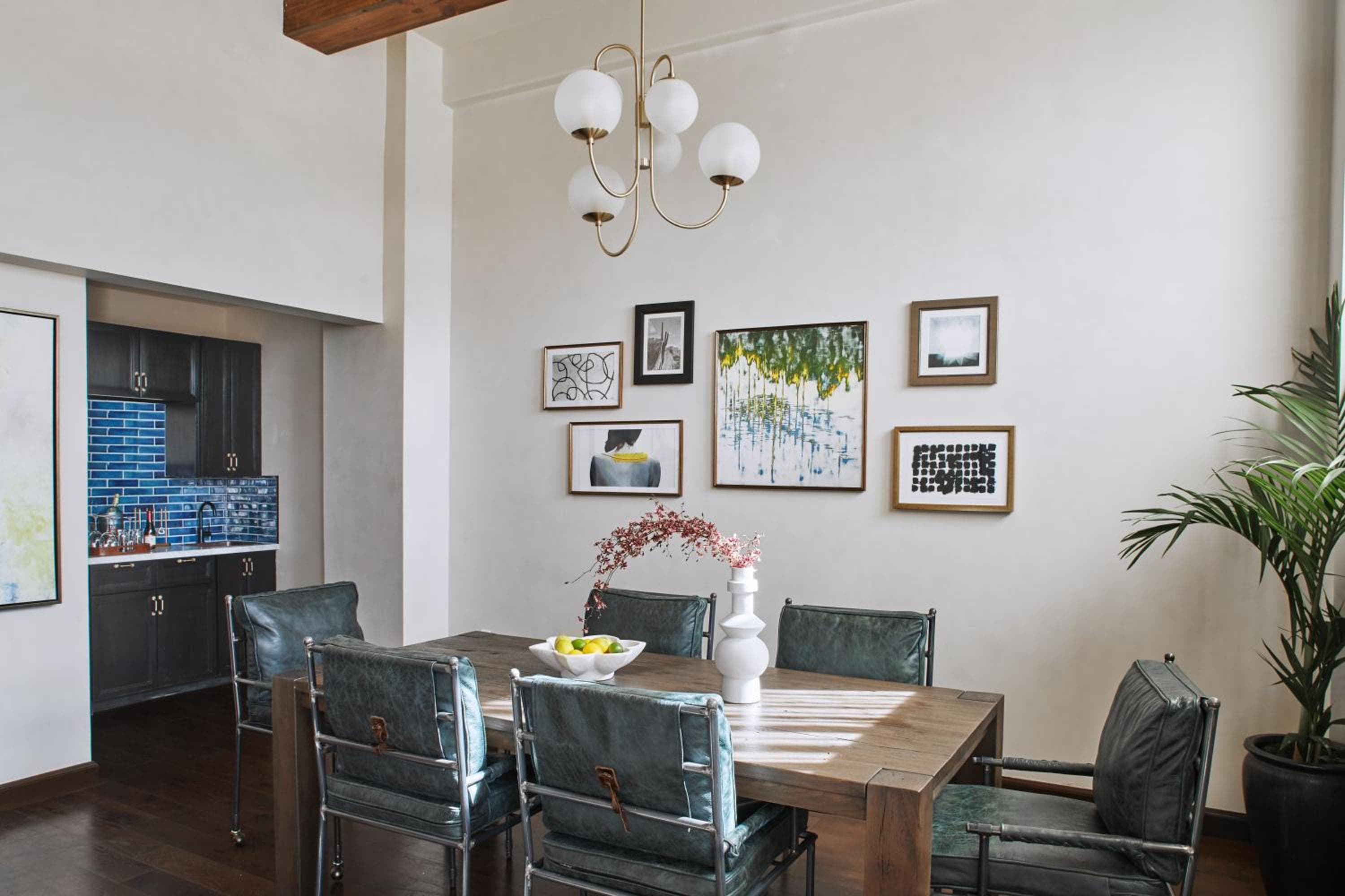 Hotel Figueroa, Unbound Collection by Hyatt — 8