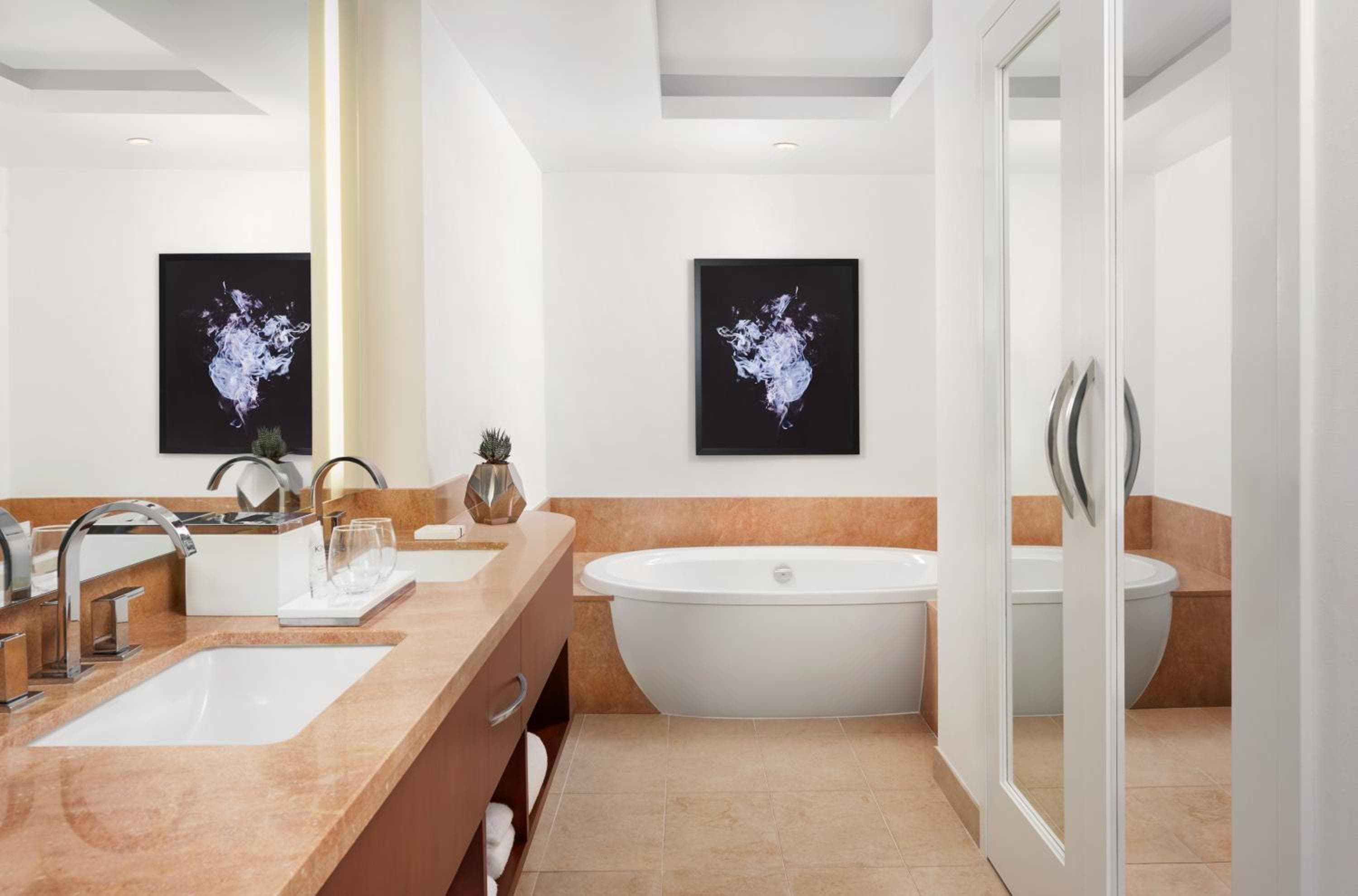 ARIA Resort & Casinò — 22