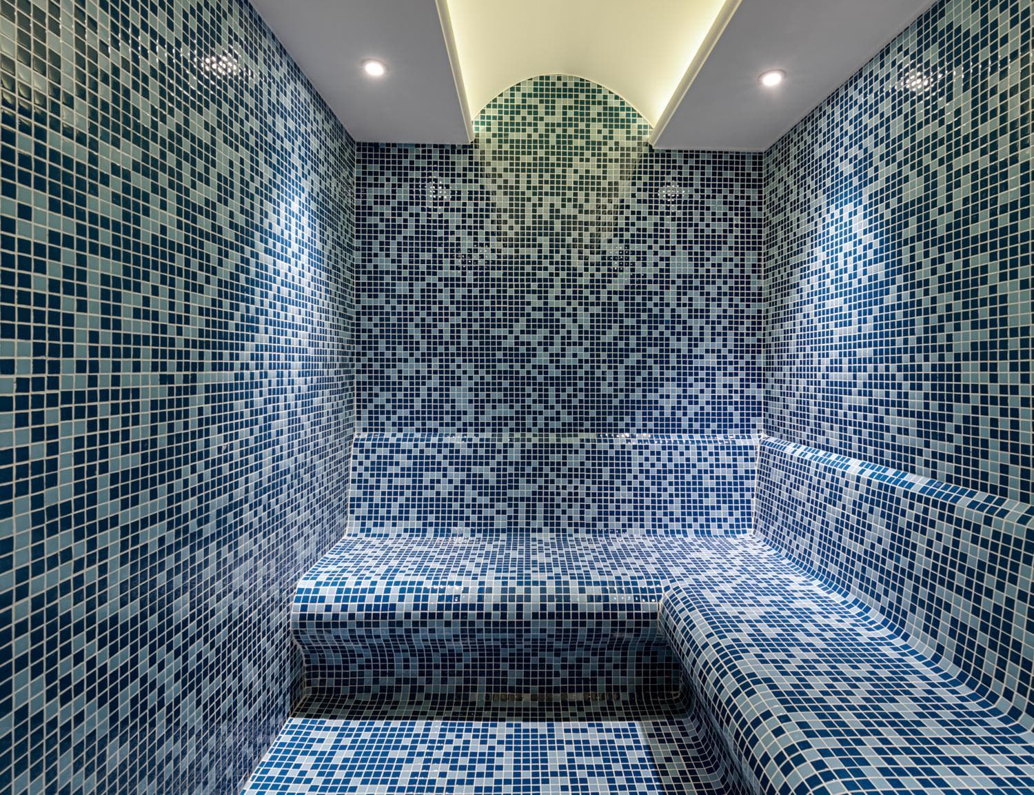 Gleam Collection Hotel — 8