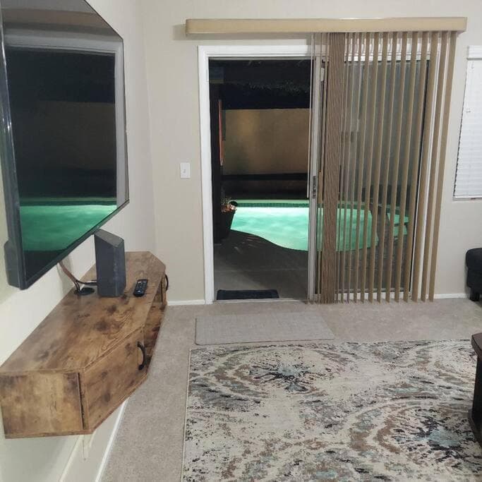 Nueva casa bellamente remodelada en Las Vegas — 28