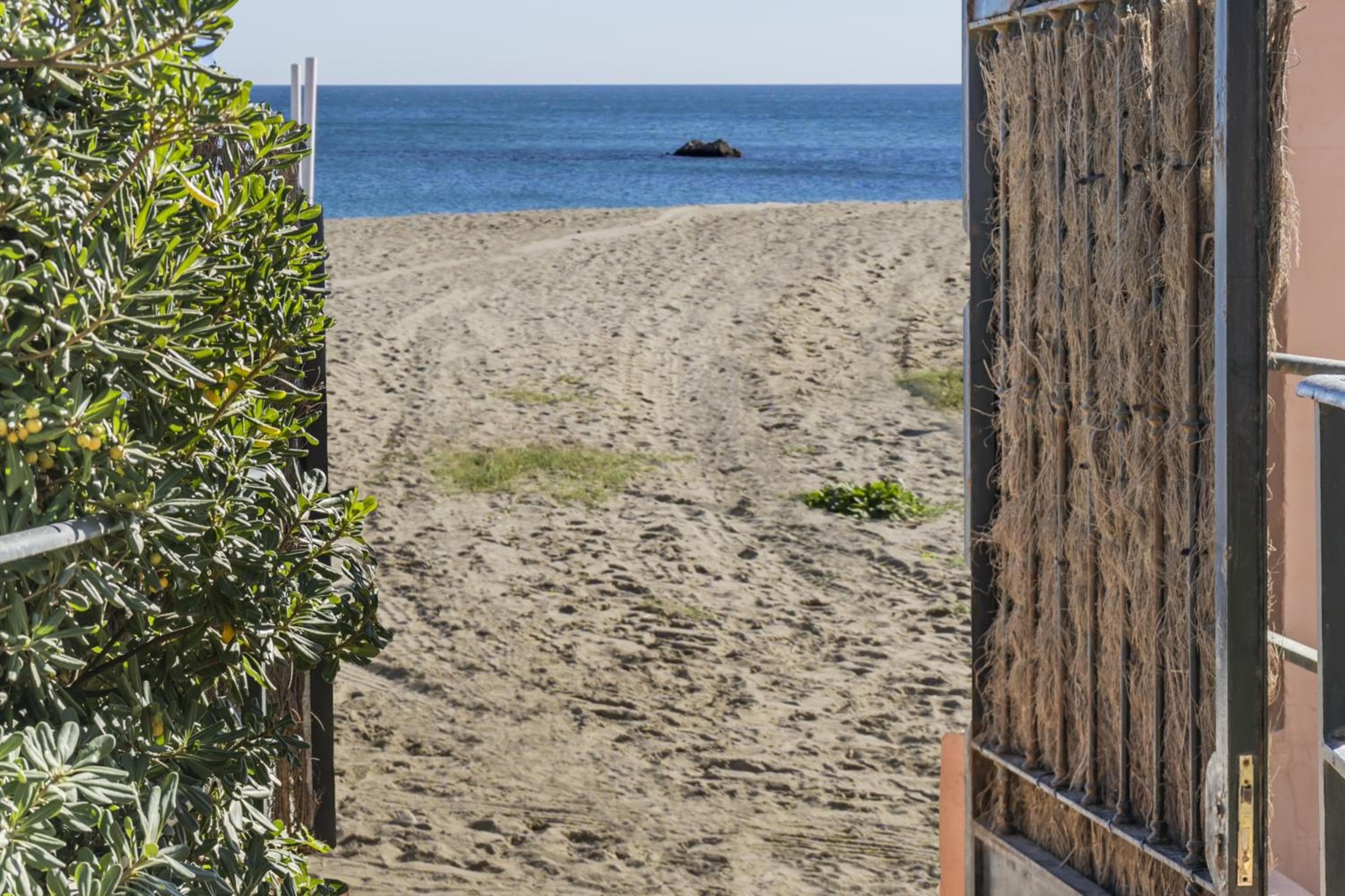 Don Juan Beach — 28