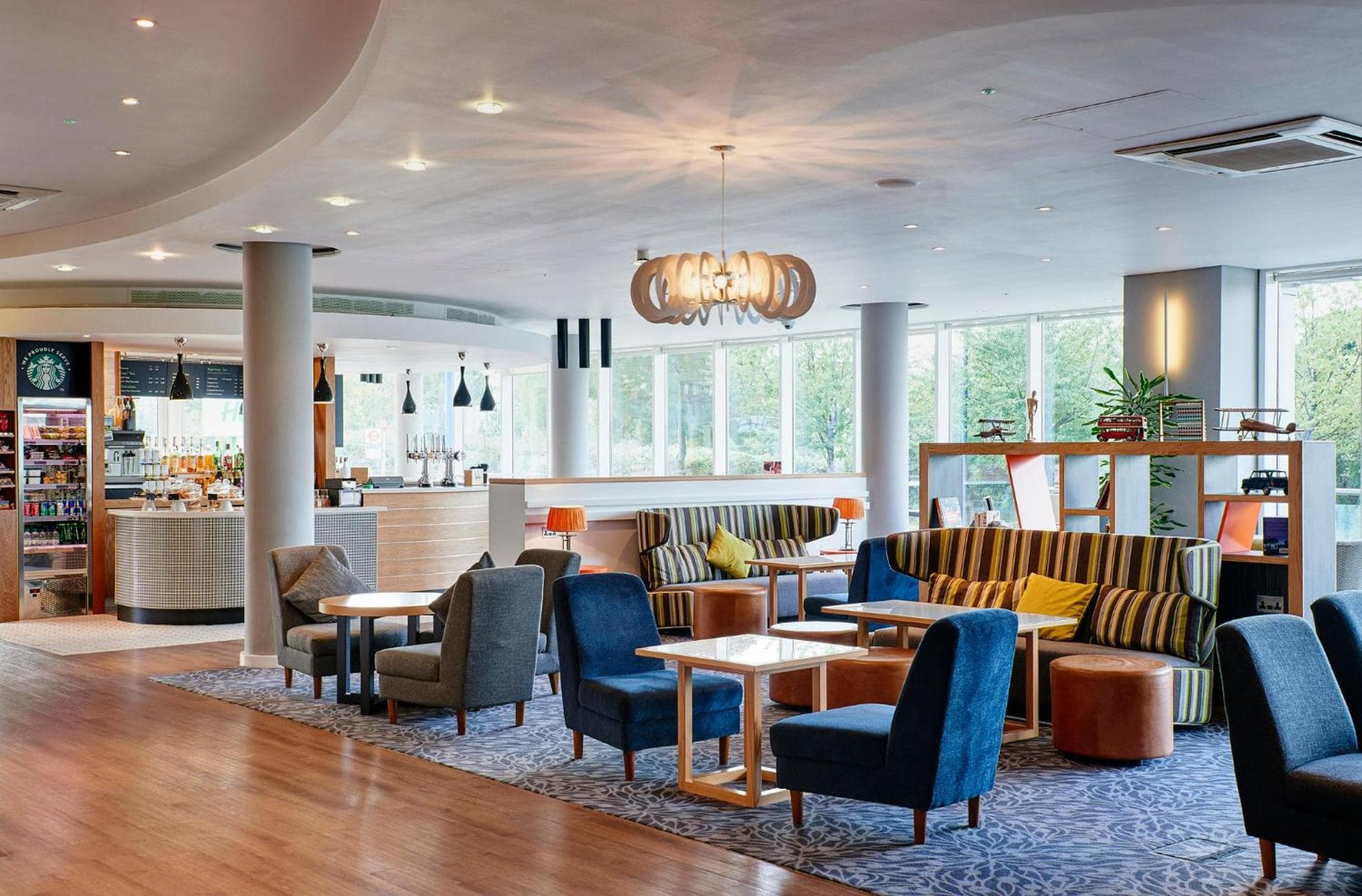 Holiday Inn London West, un hotel IHG — 10