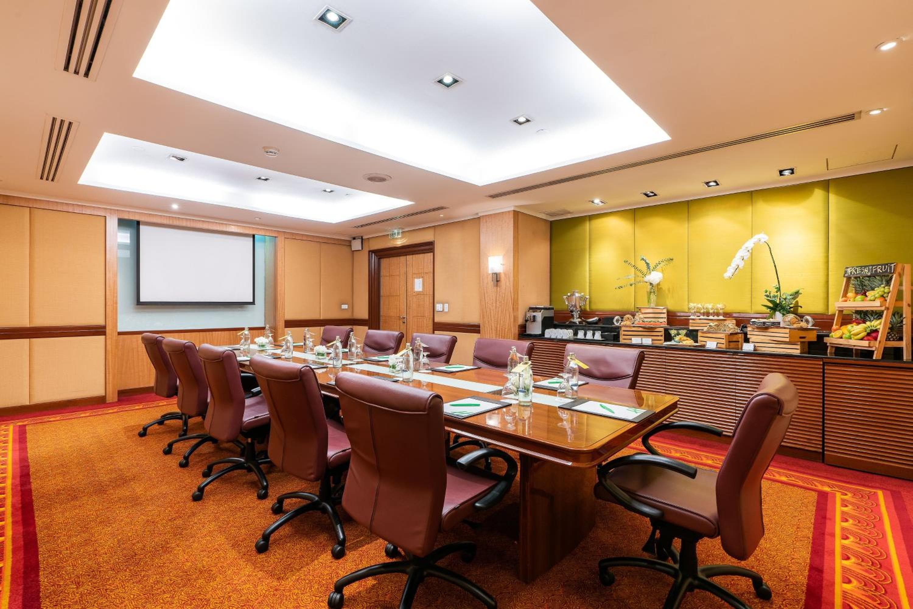 Holiday Inn Bangkok Silom by IHG — 26