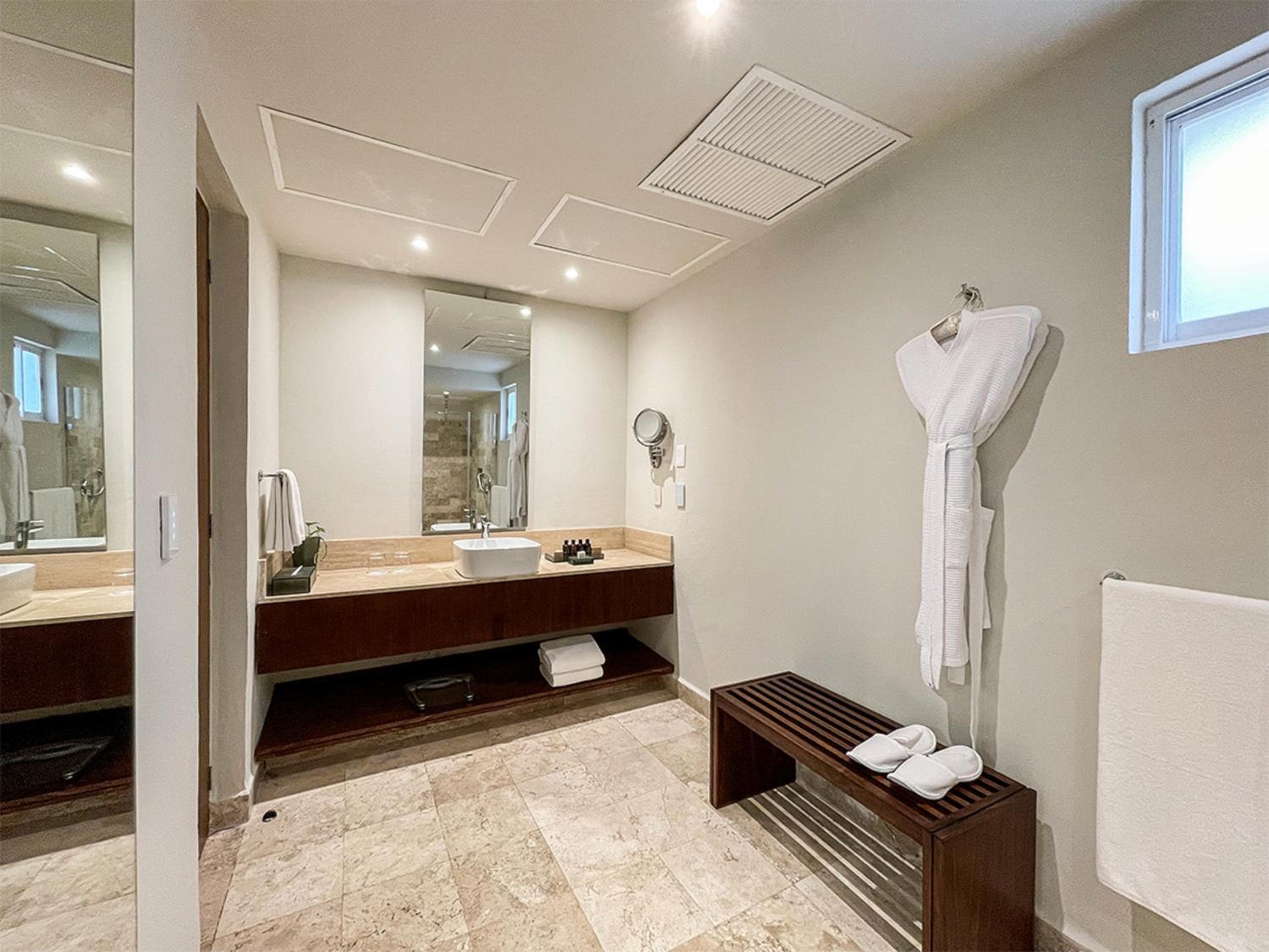 Grand Park Royal Cancun - All Inclusive — 10