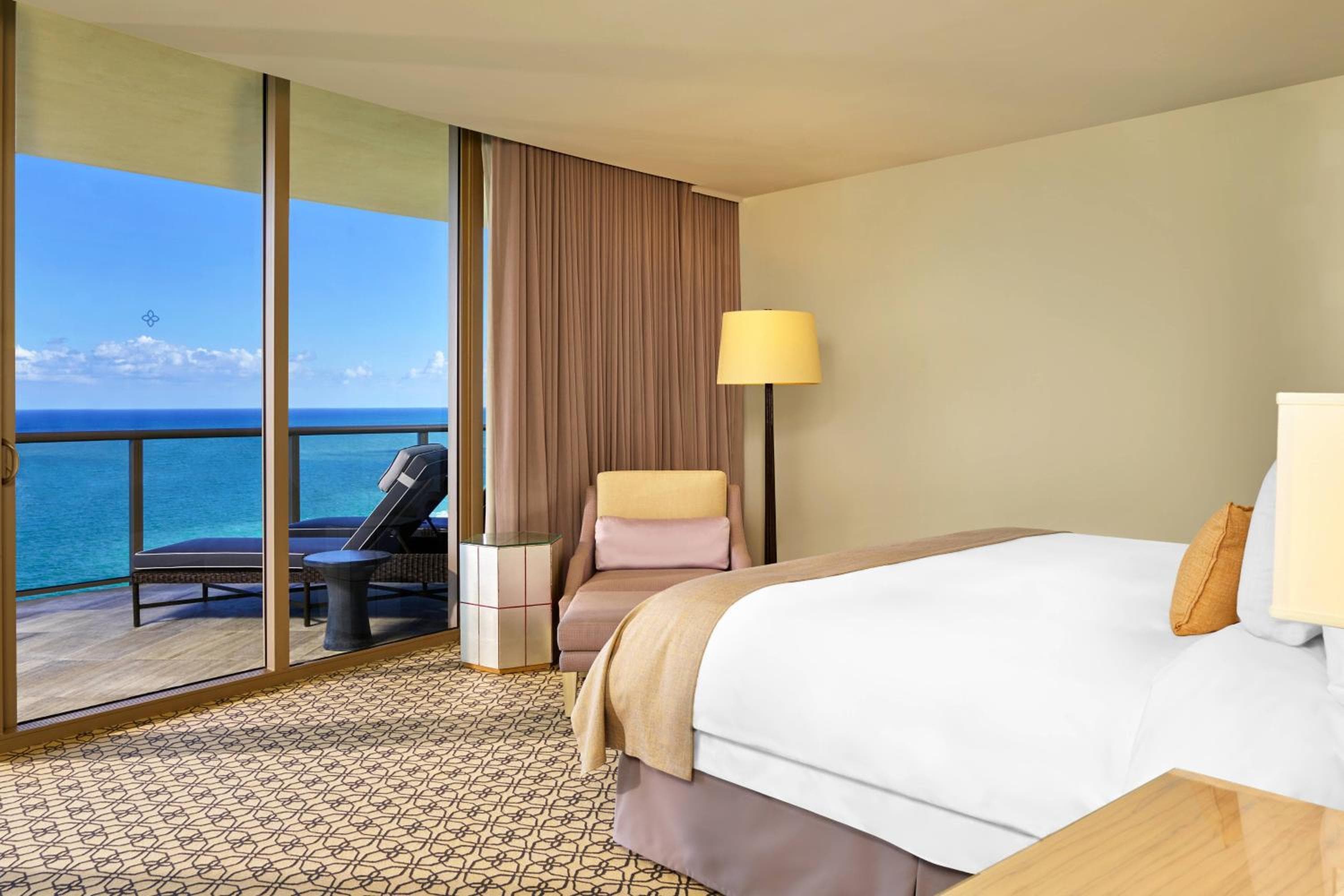 Das St. Regis Bal Harbour Resort — 28