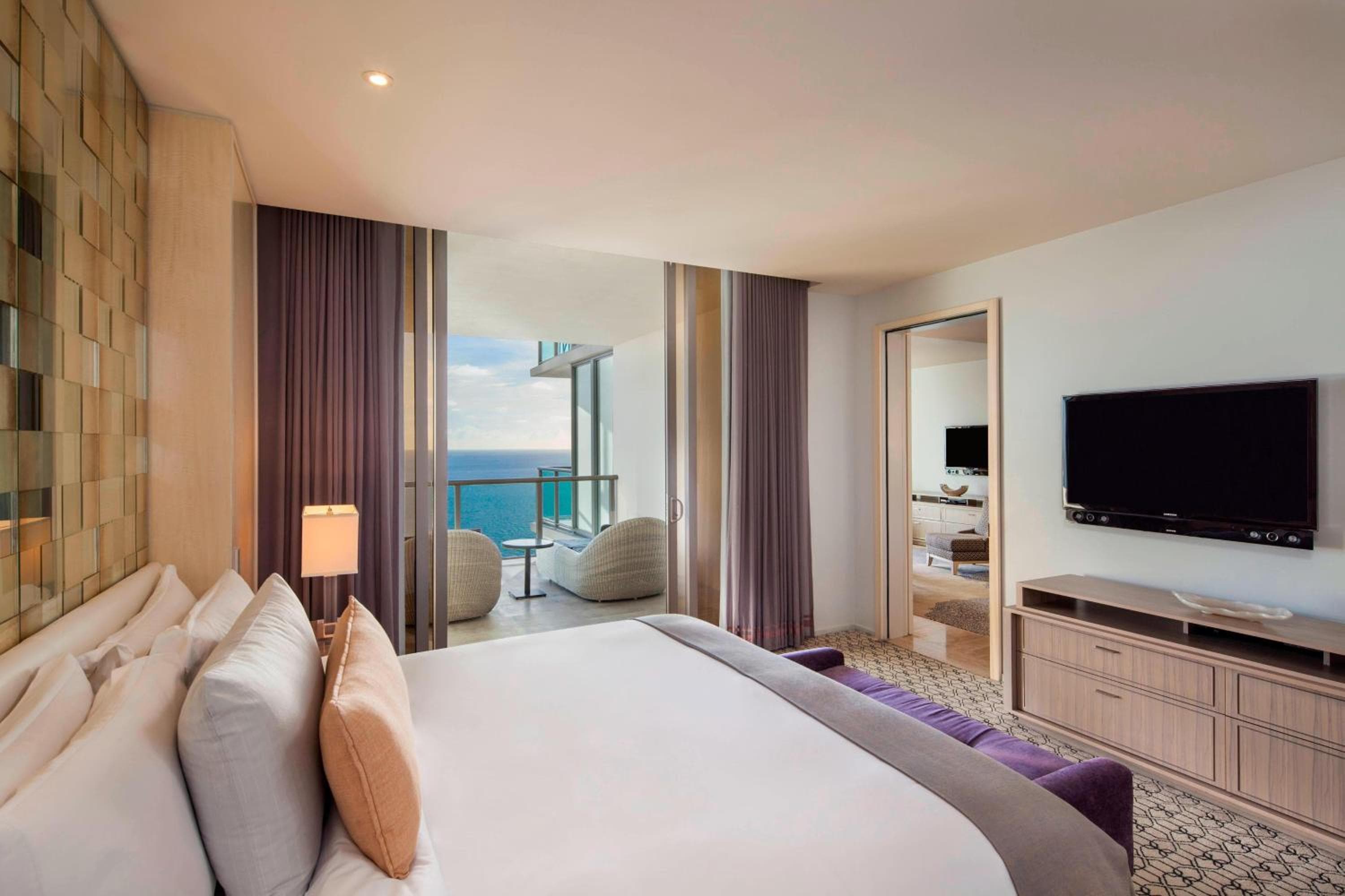 Das St. Regis Bal Harbour Resort — 30