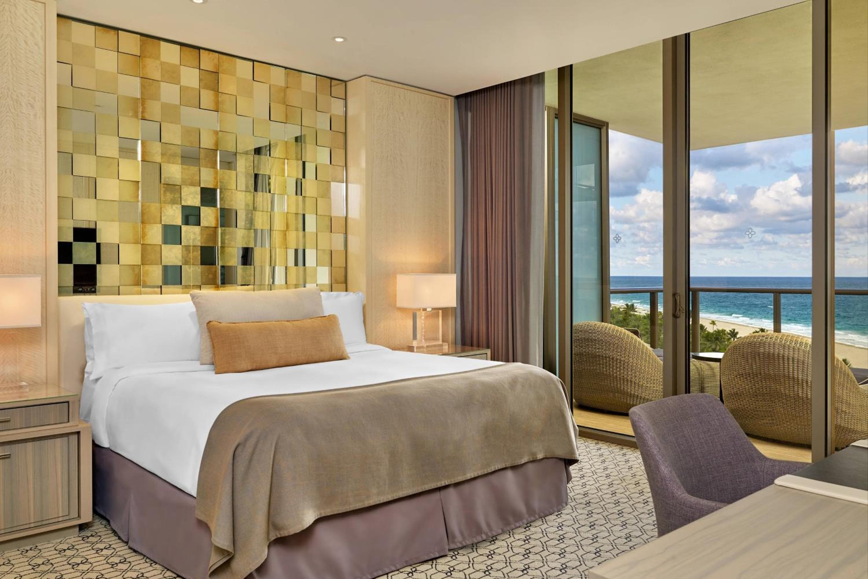 Das St. Regis Bal Harbour Resort — 10