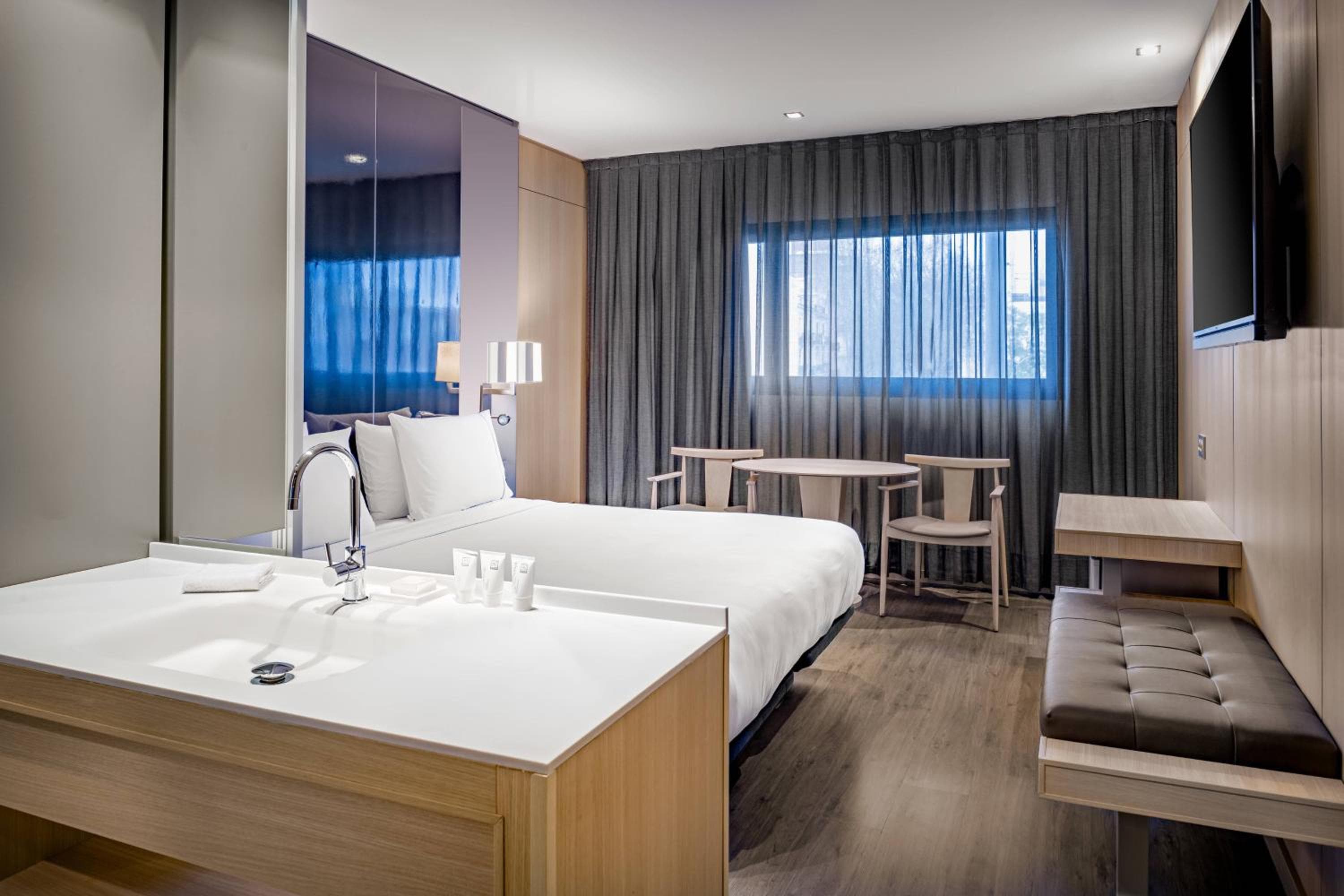 AC Hotel Sants by Marriott — 9
