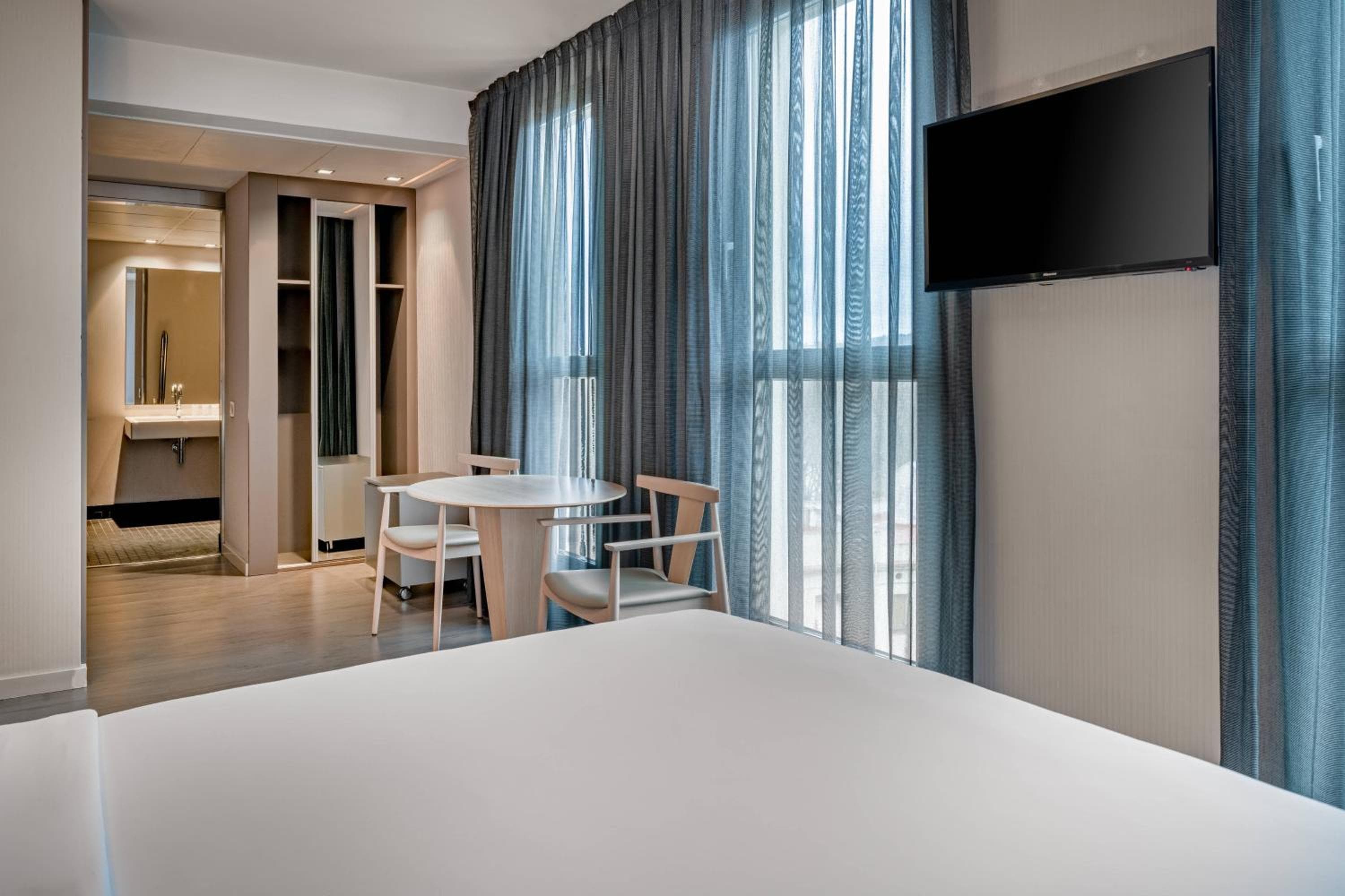 AC Hotel Sants by Marriott — 13
