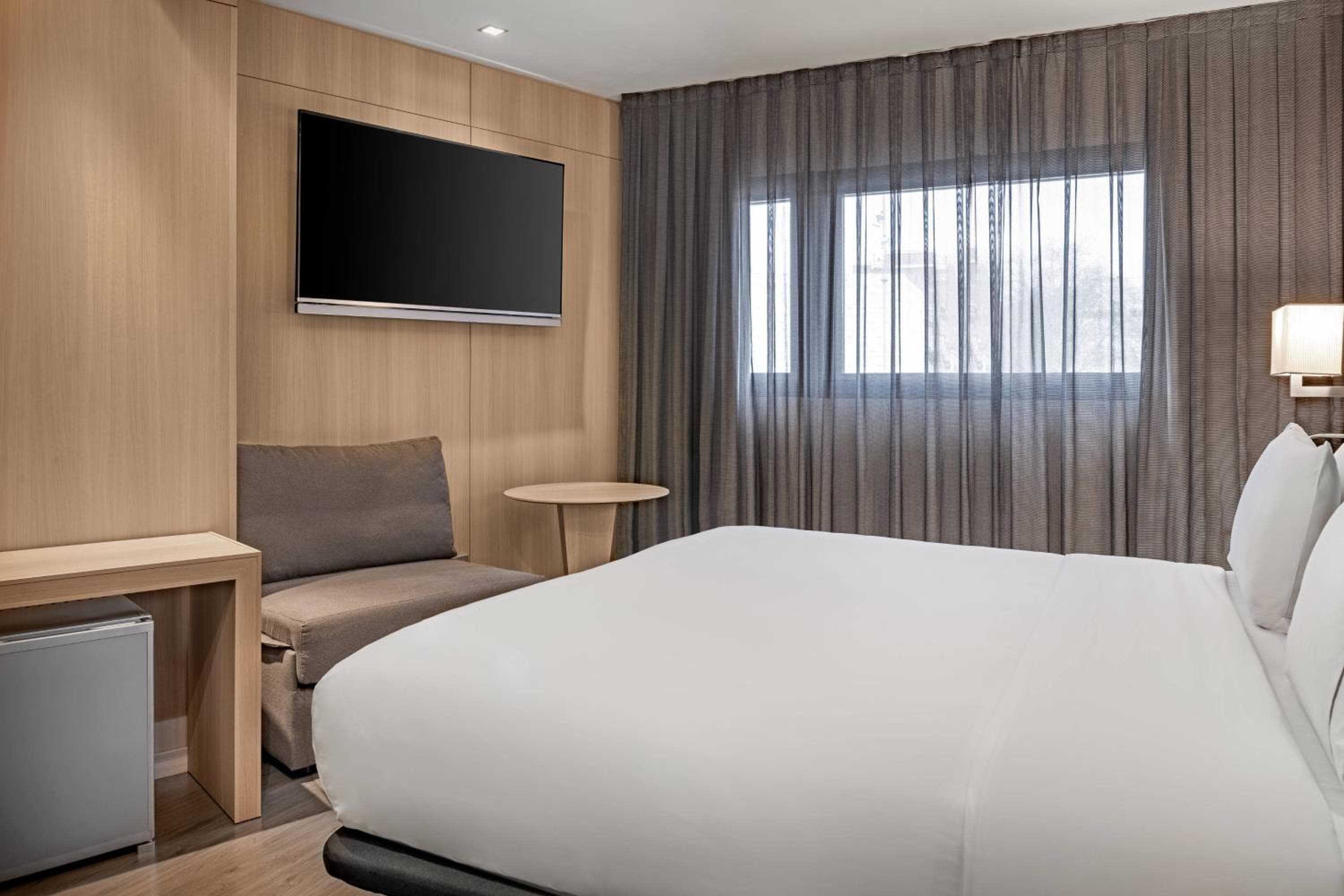 AC Hotel Sants by Marriott — 16