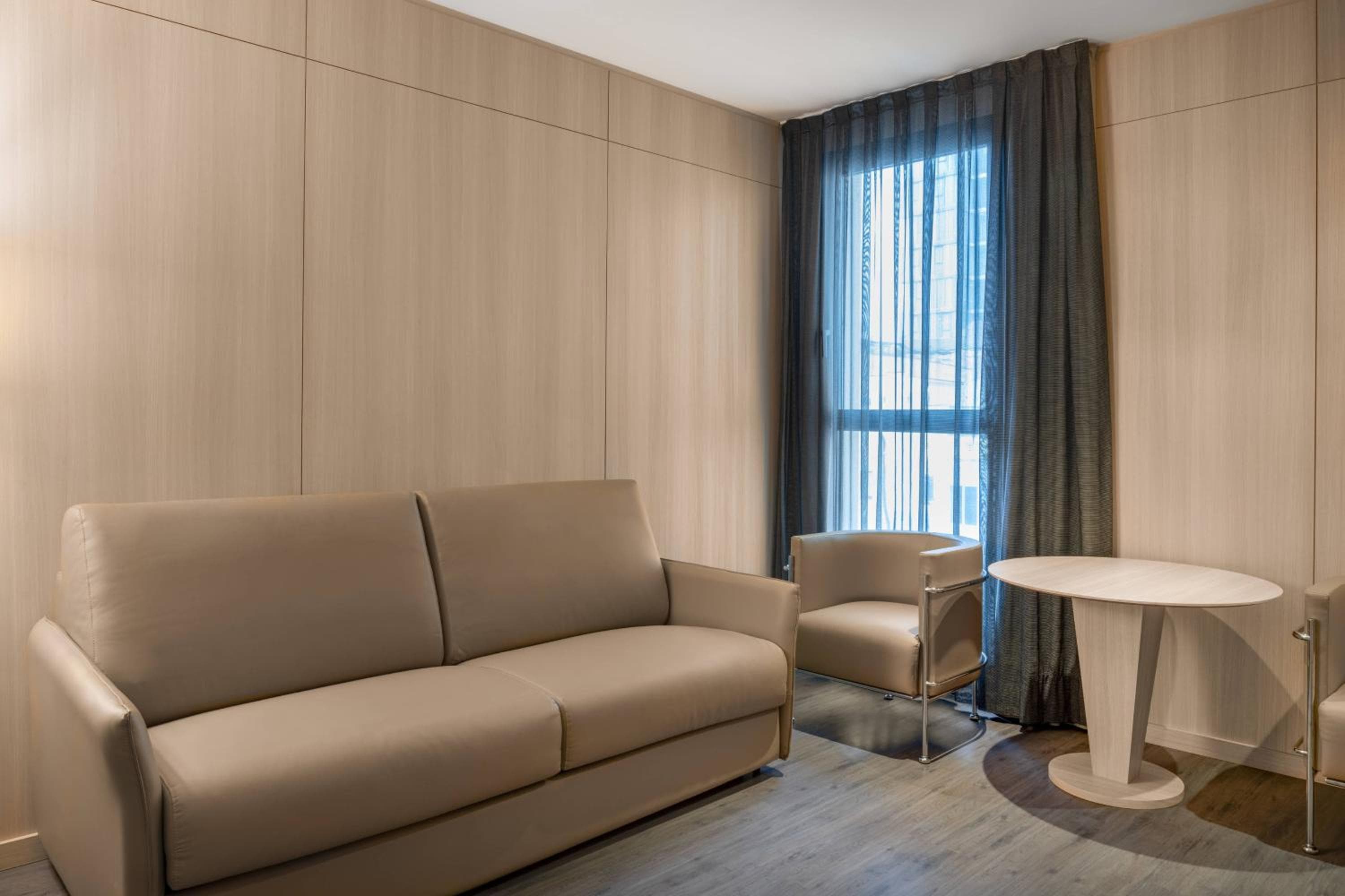 AC Hotel Sants by Marriott — 25