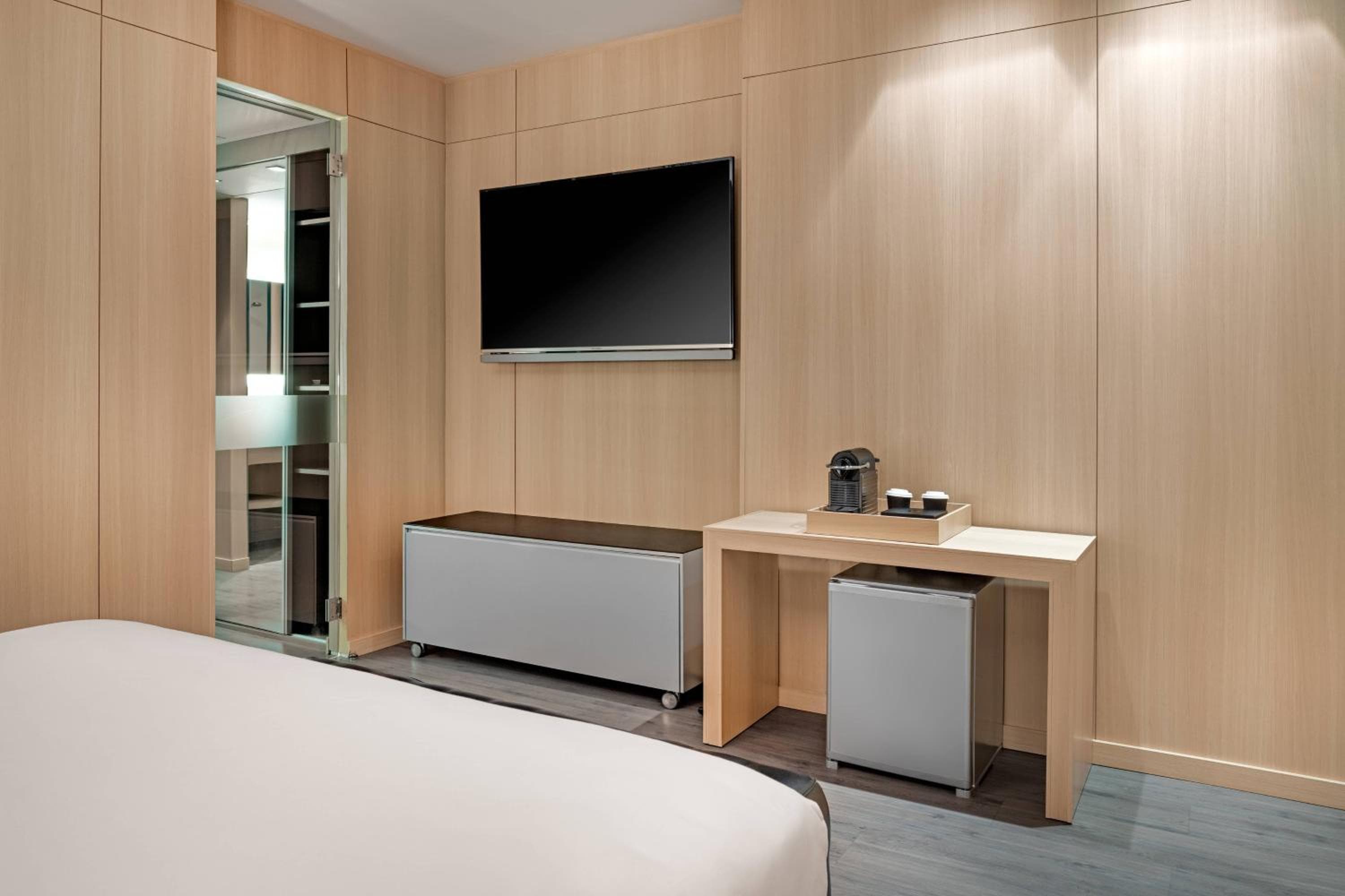 AC Hotel Sants by Marriott — 27