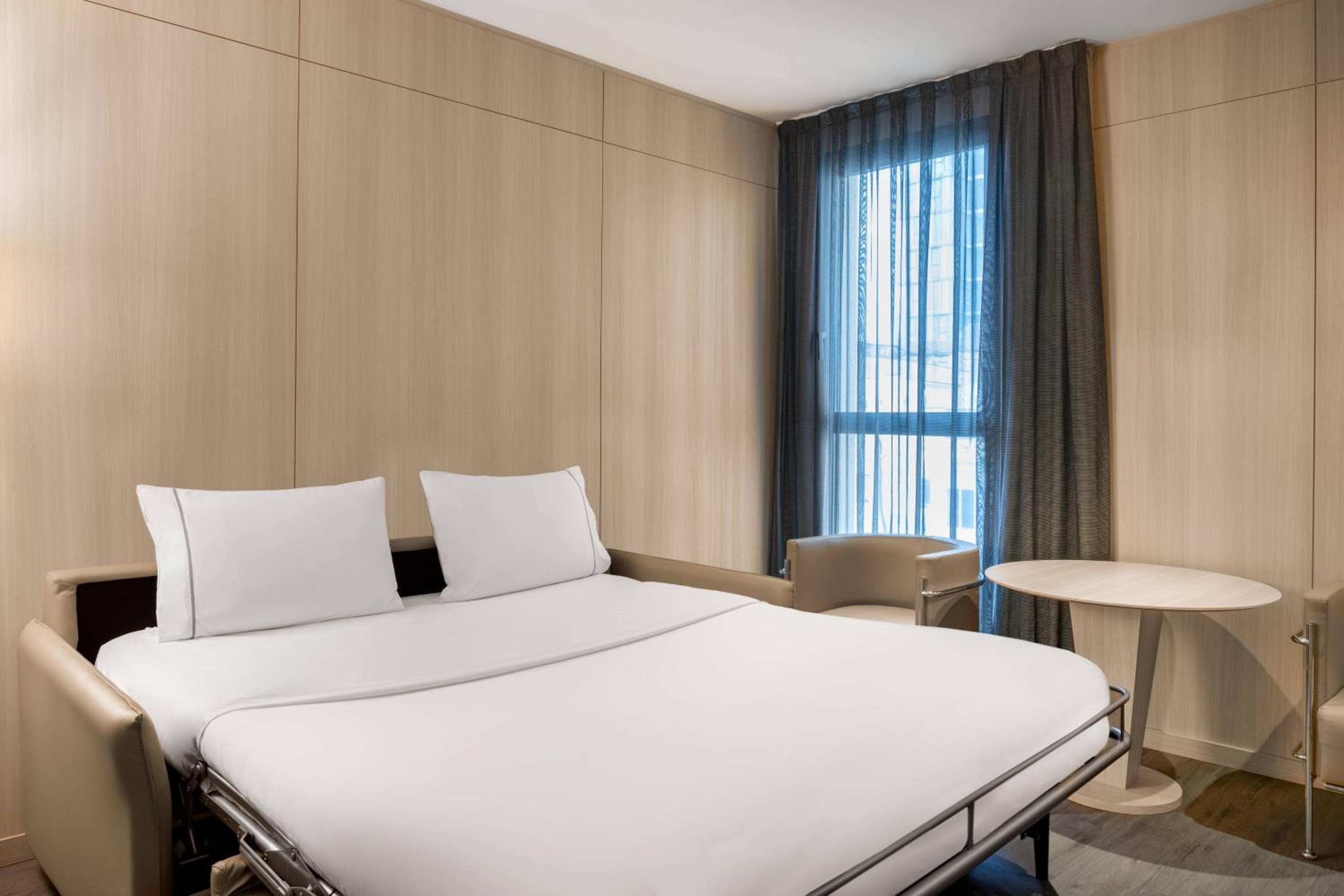 AC Hotel Sants by Marriott — 28