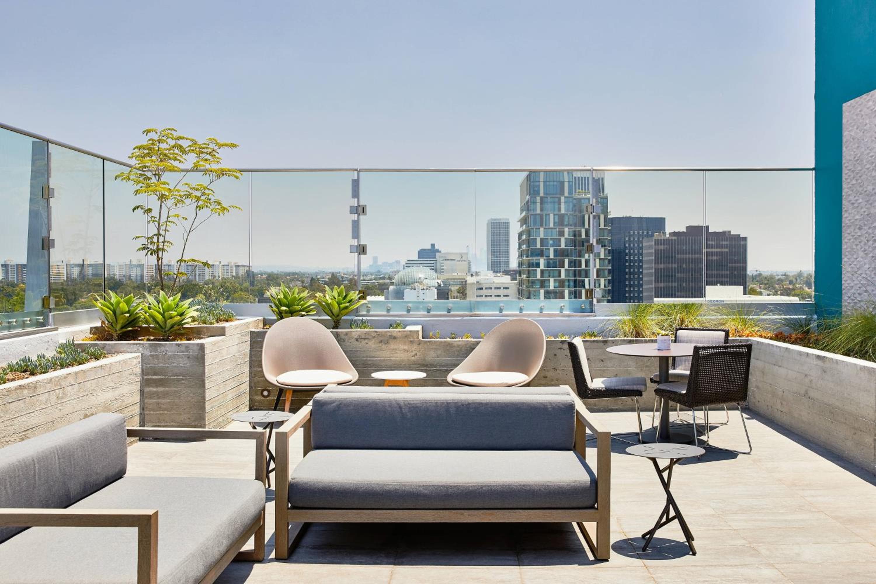 AC Hotel by Marriott Beverly Hills — 19