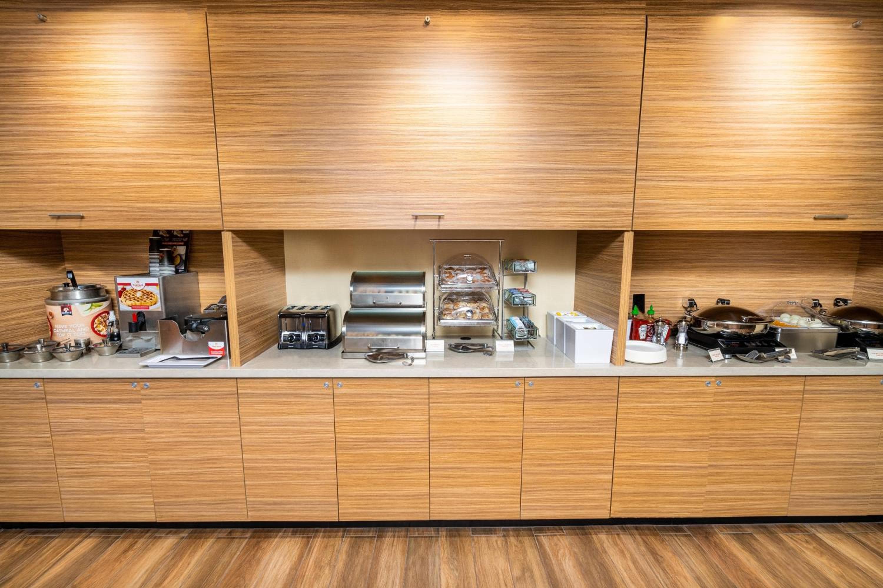 TownePlace Suites By Marriott Las Vegas Stadium District — 11