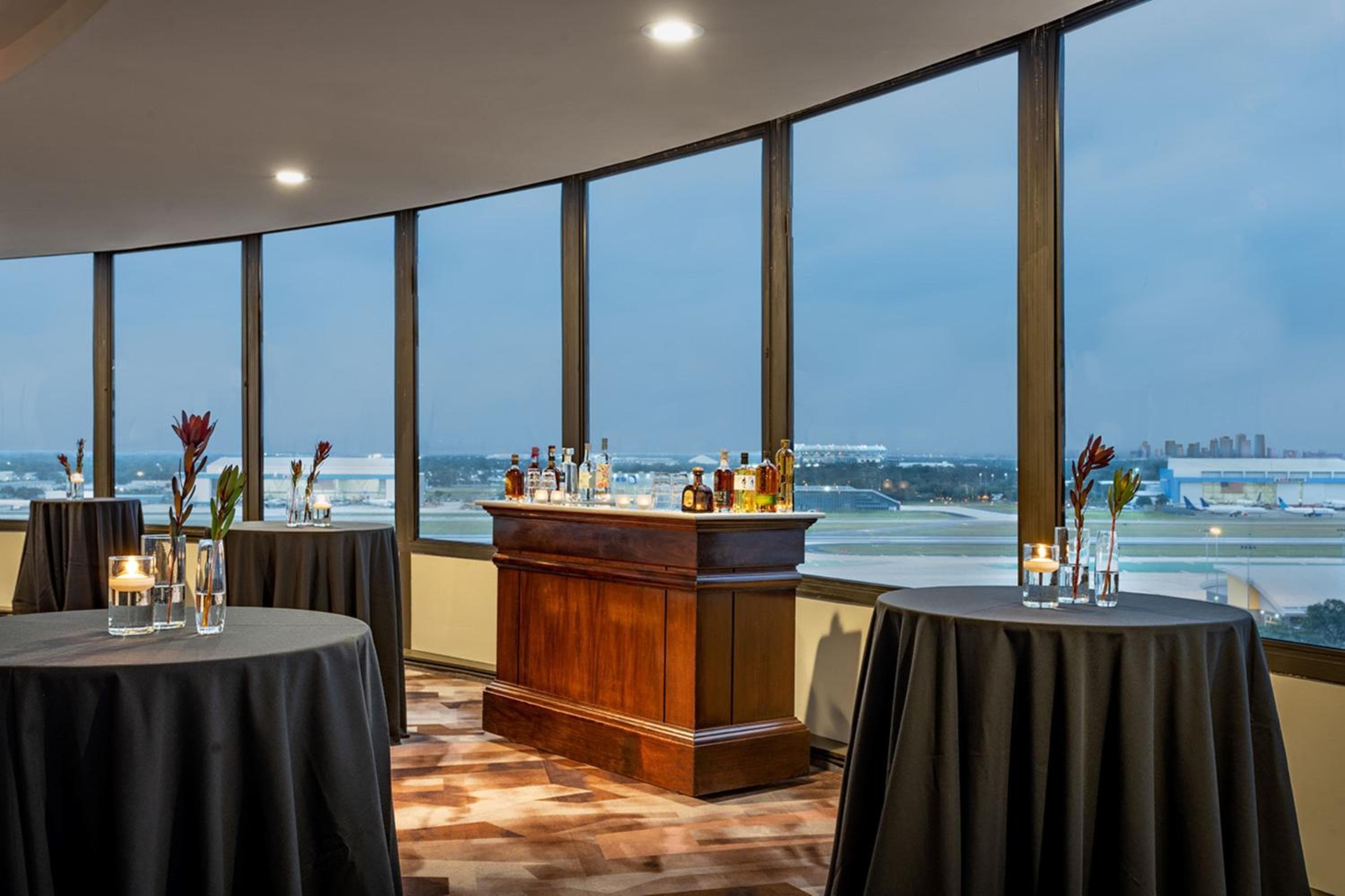Tampa Airport Marriott — 11