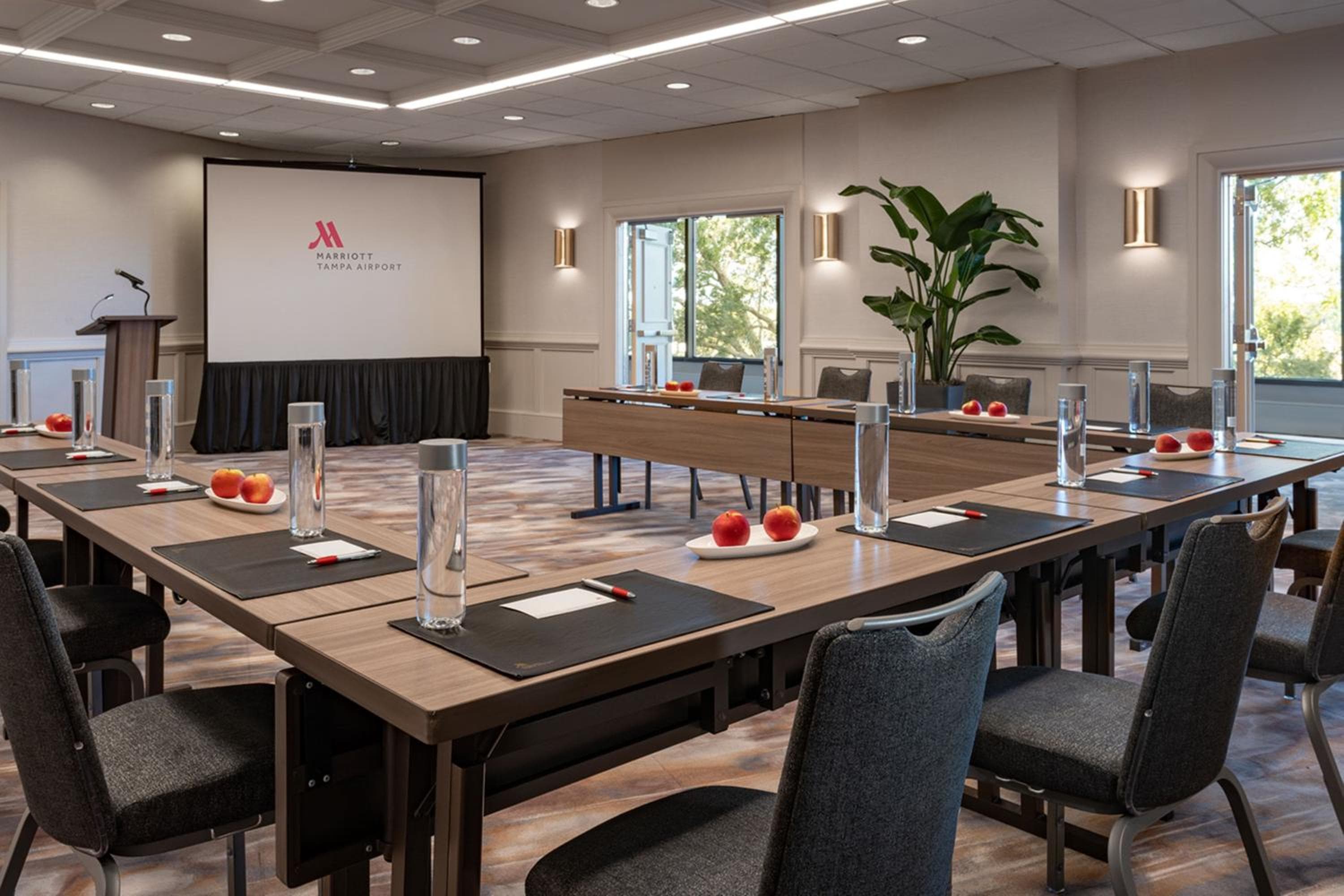 Tampa Airport Marriott — 5