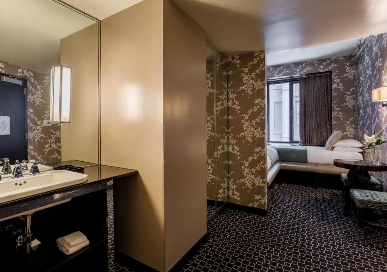 45 Times Square Hotel — 25