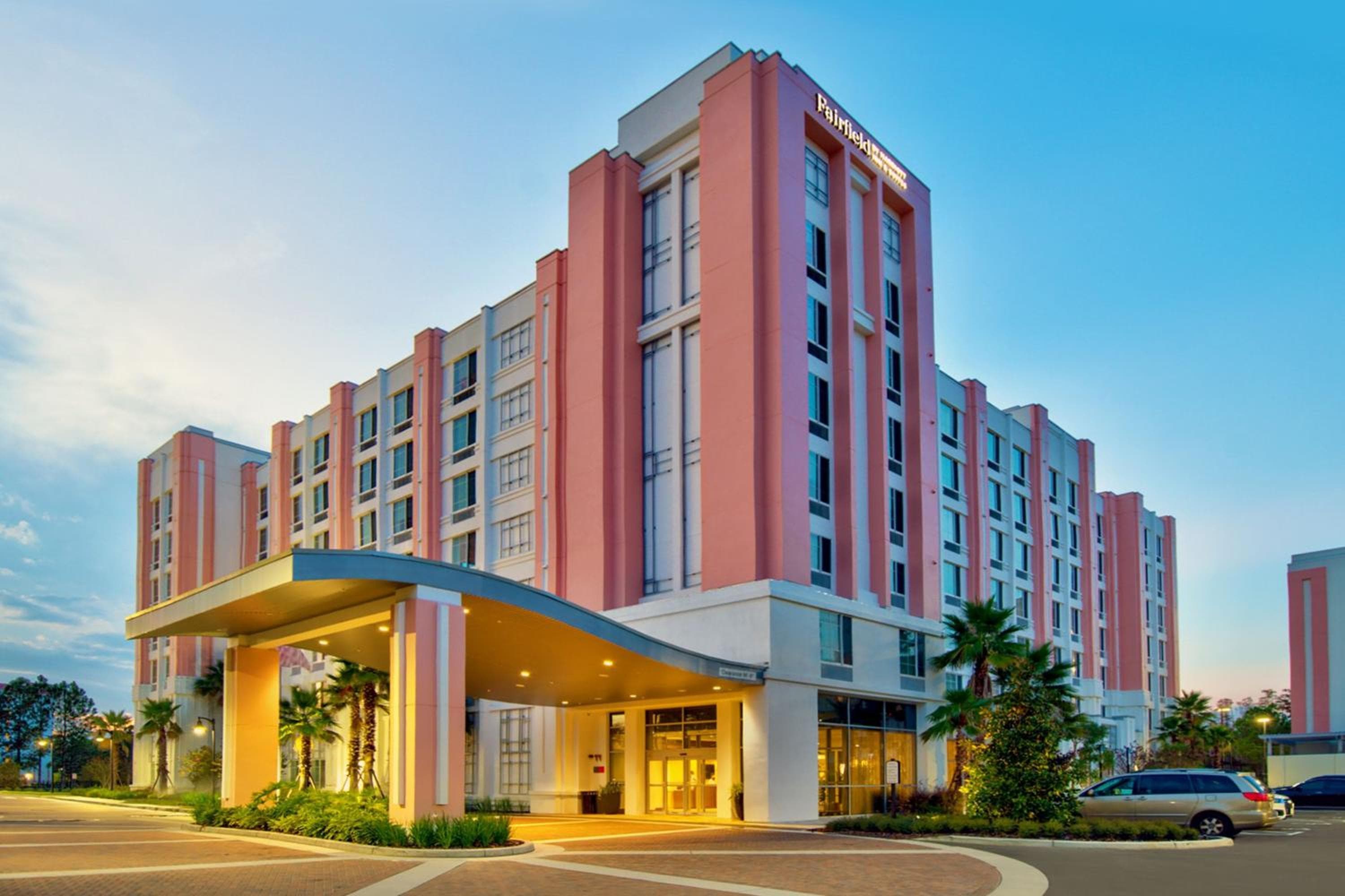 Fairfield by Marriott Inn & Suites Orlando presso il centro città di FLAMINGO CROSSINGS® — 1