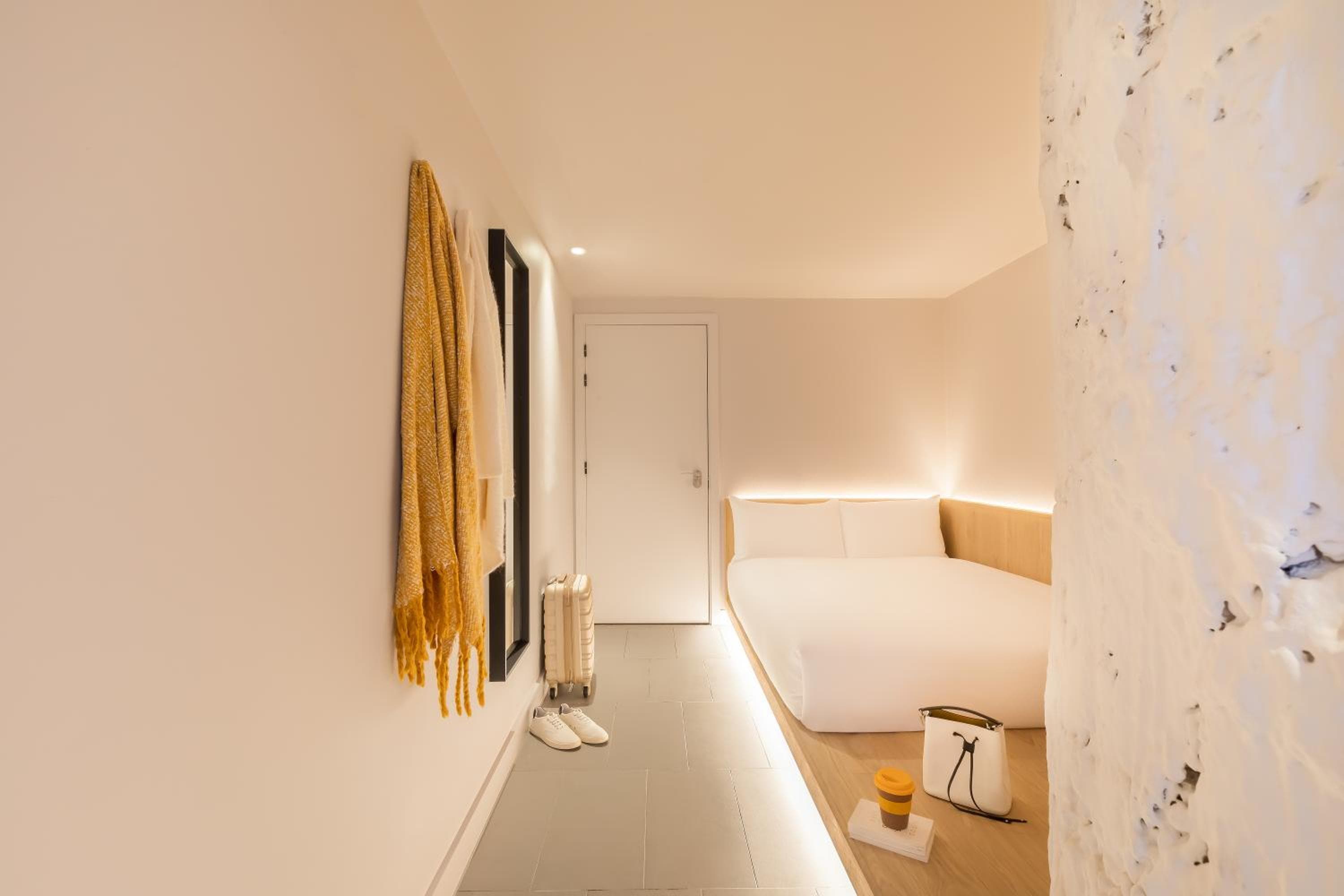 Zedwell Underground Hotel Tottenham Court Rd — 23