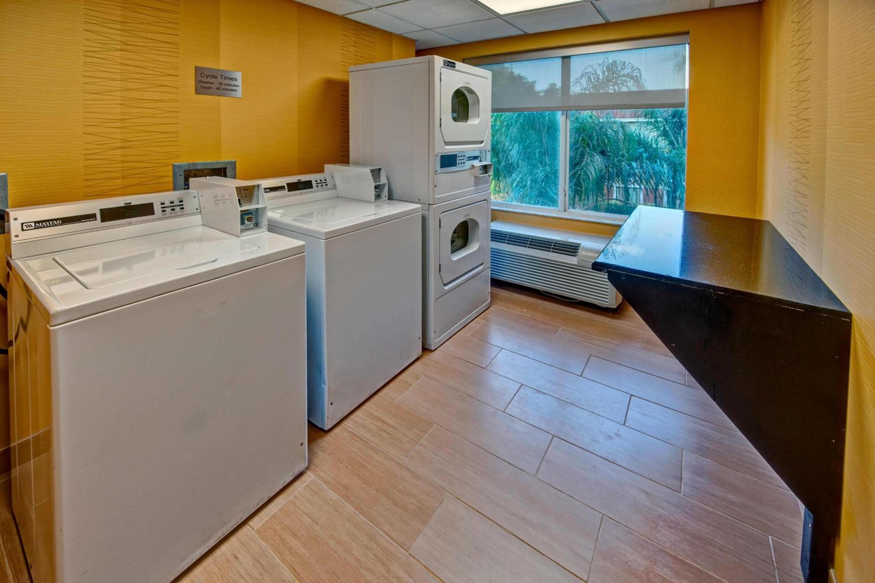 Fairfield Inn and Suites by Marriott Orlando Vicino alla Universal Orlando — 21