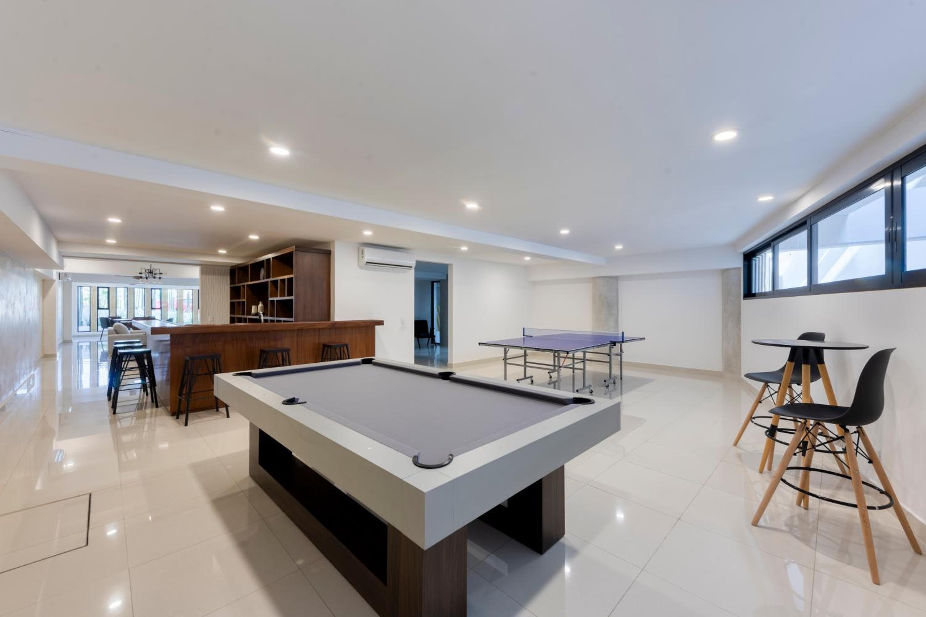 Pedregal Towers — 6