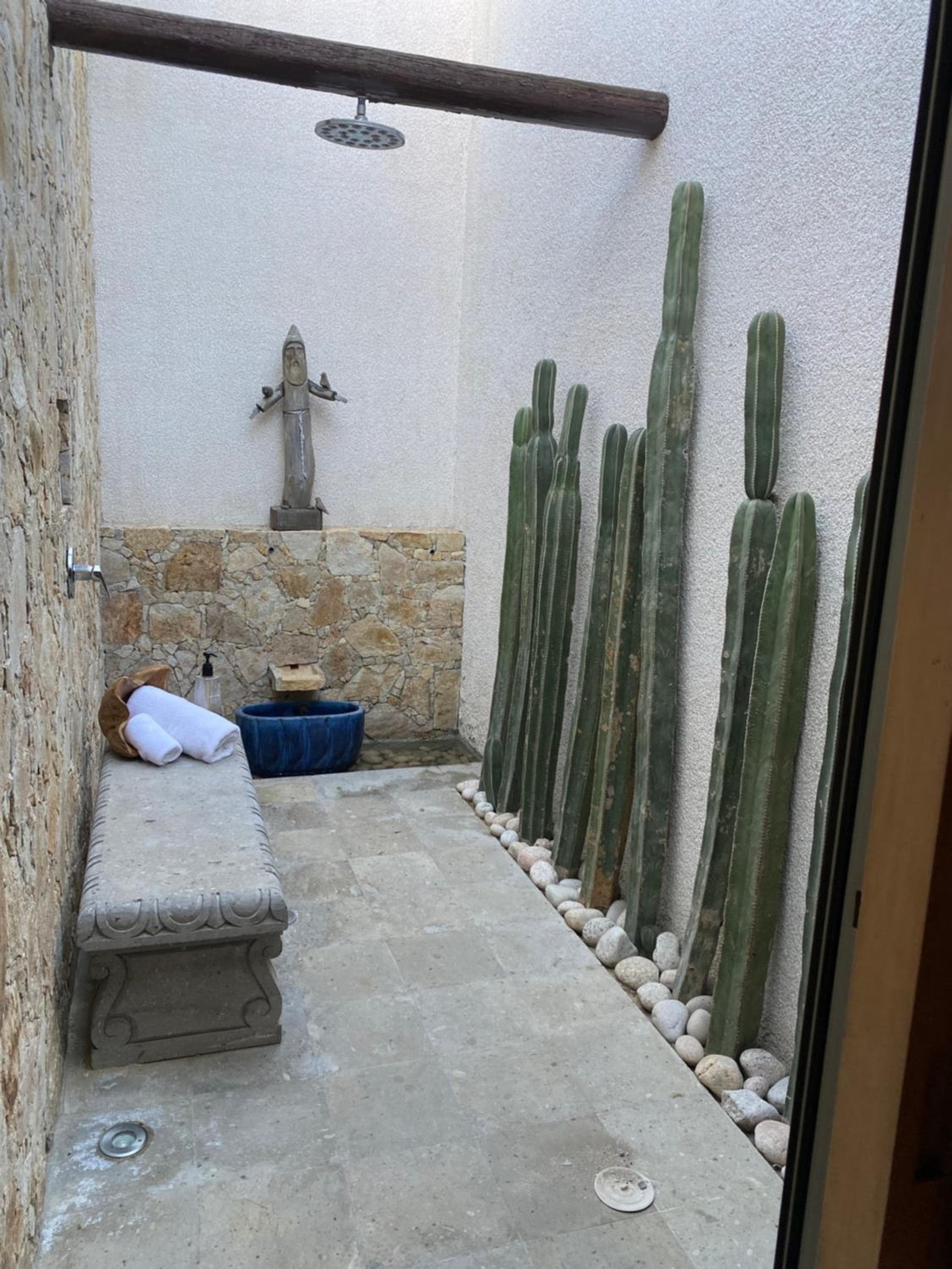 Casa Dos Hermanas — 2