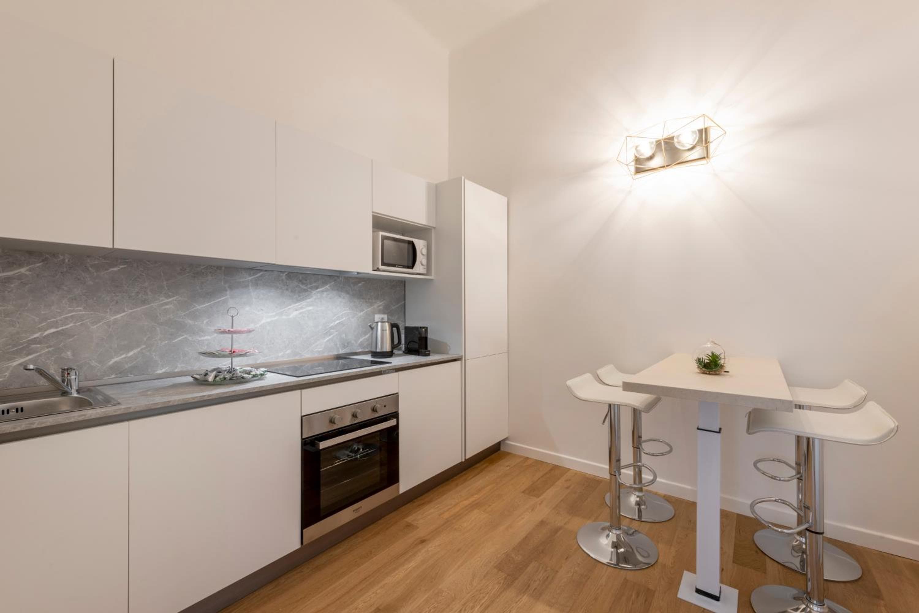 Milan Royal Suites - Centro Cadorna — 8